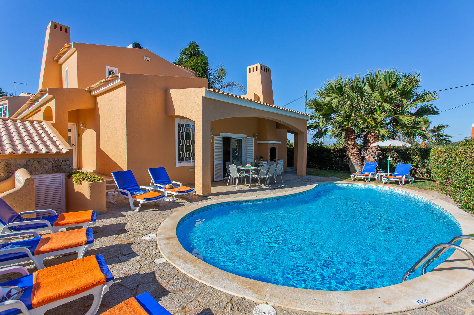 Villa Casa do Mel In Vilamoura, Algarve | Villa Plus