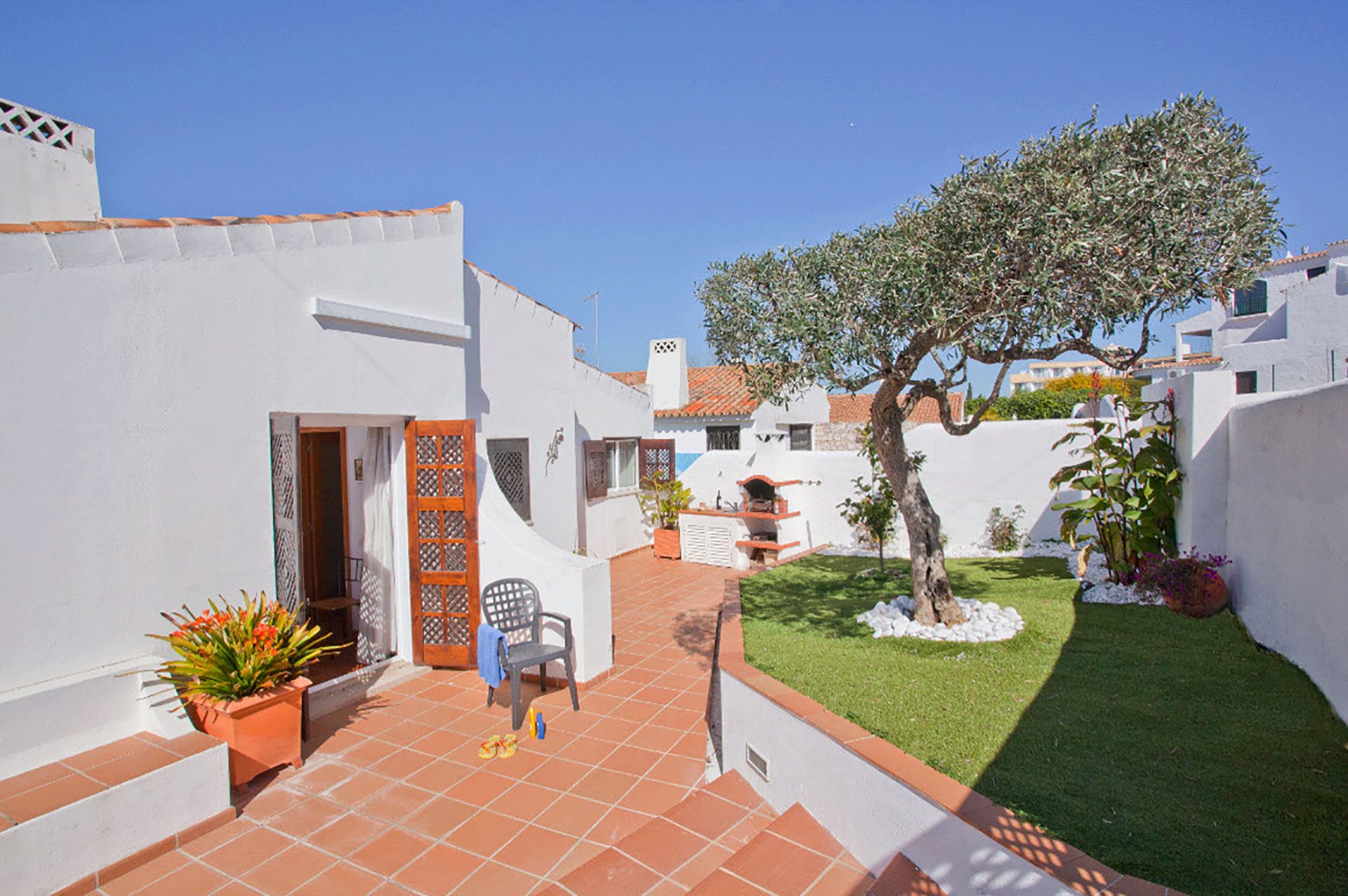 Villa Dela, Praia D&#x27;Oura, Algarve