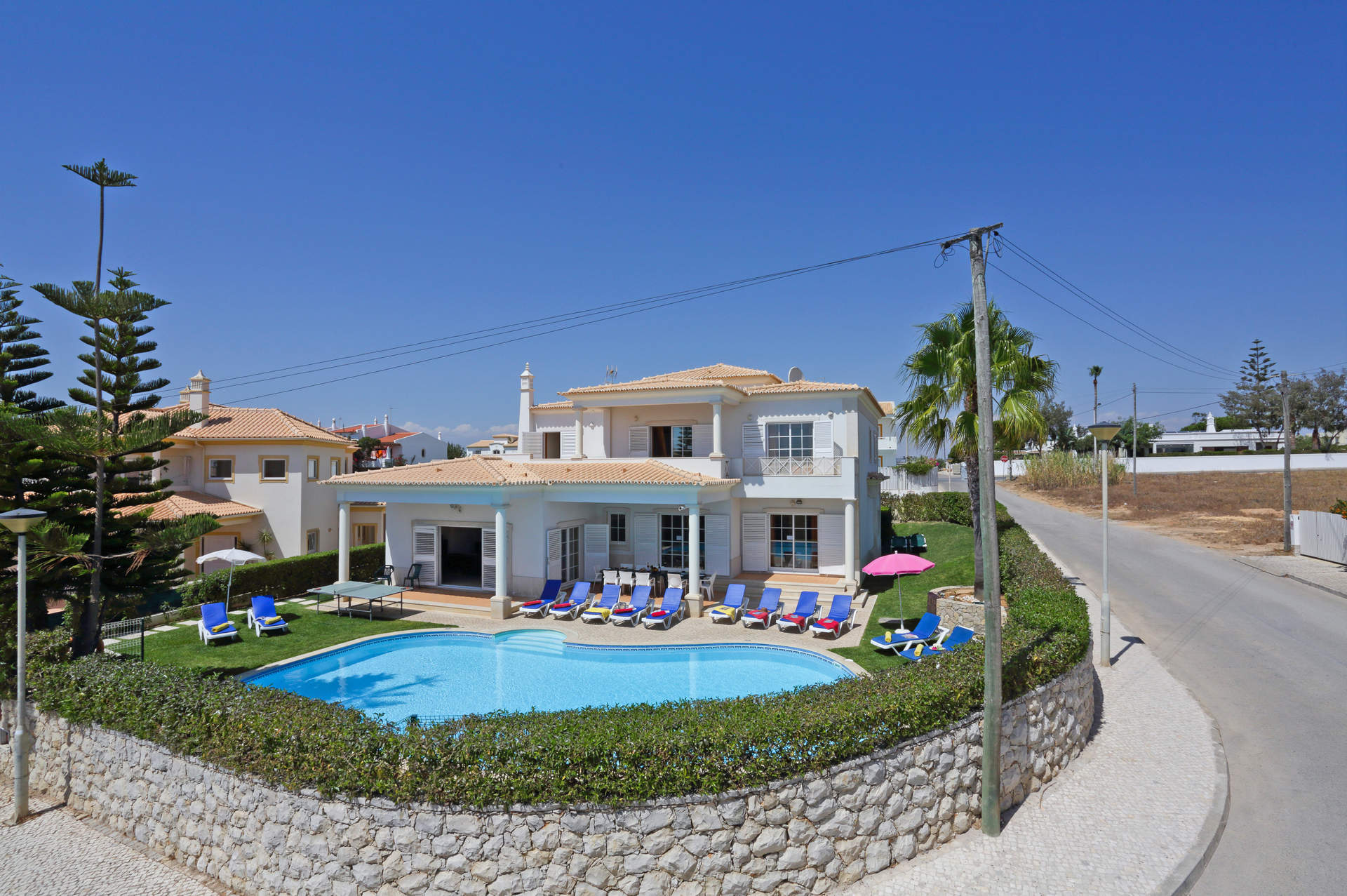 Villa Gale In Gale, Algarve Villa Plus