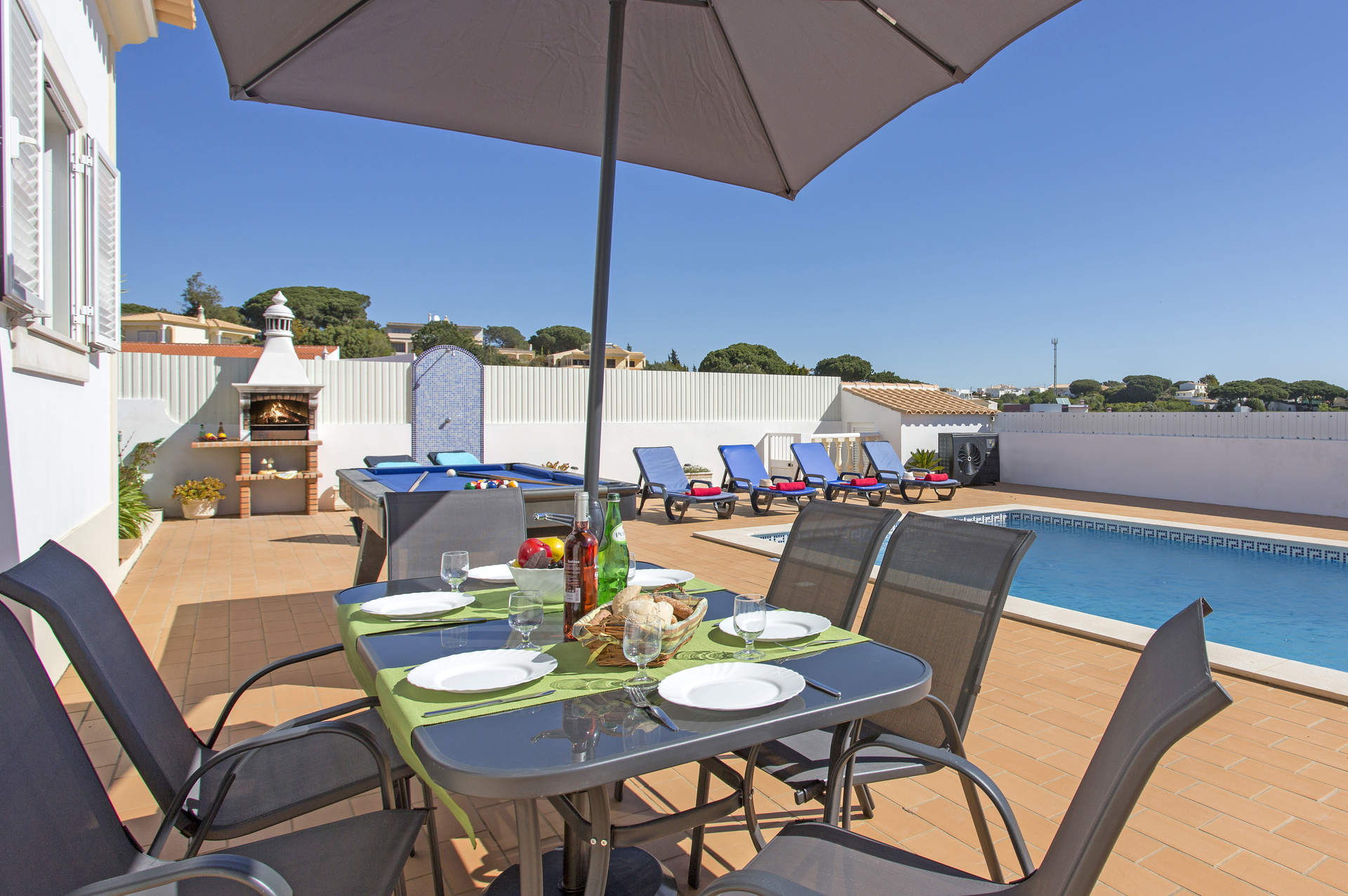 Villa Goia, Branqueira, &#x410;&#x43B;&#x433;&#x430;&#x440;&#x432;&#x435;