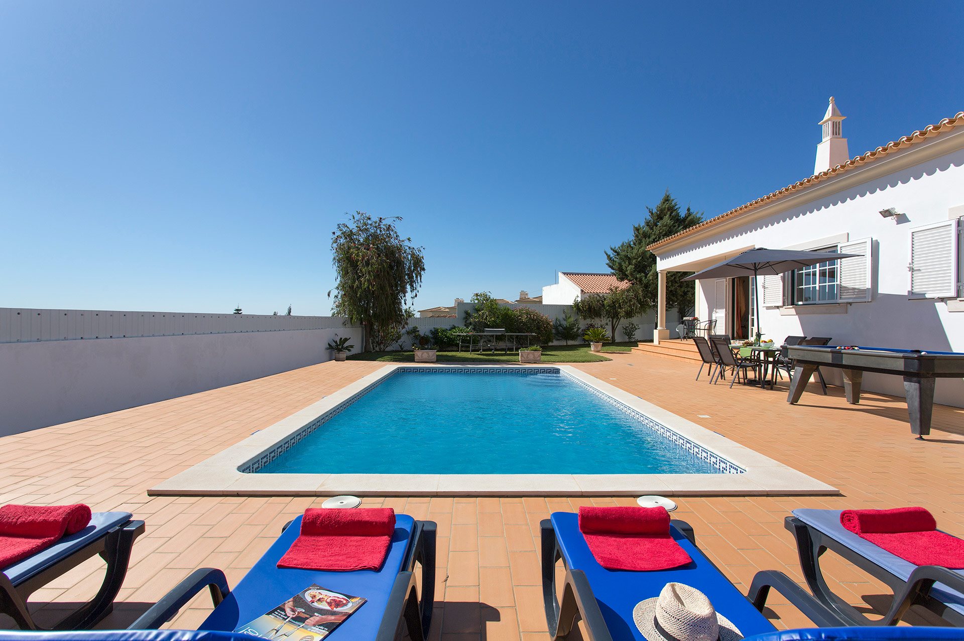 Villa Goia, Branqueira, &#x410;&#x43B;&#x433;&#x430;&#x440;&#x432;&#x435;