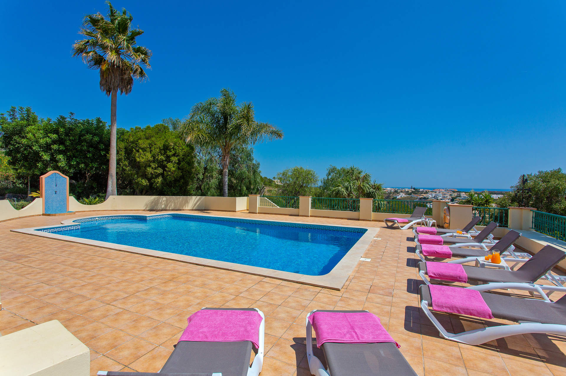 Villa Nenufa, Castelo, Algarve