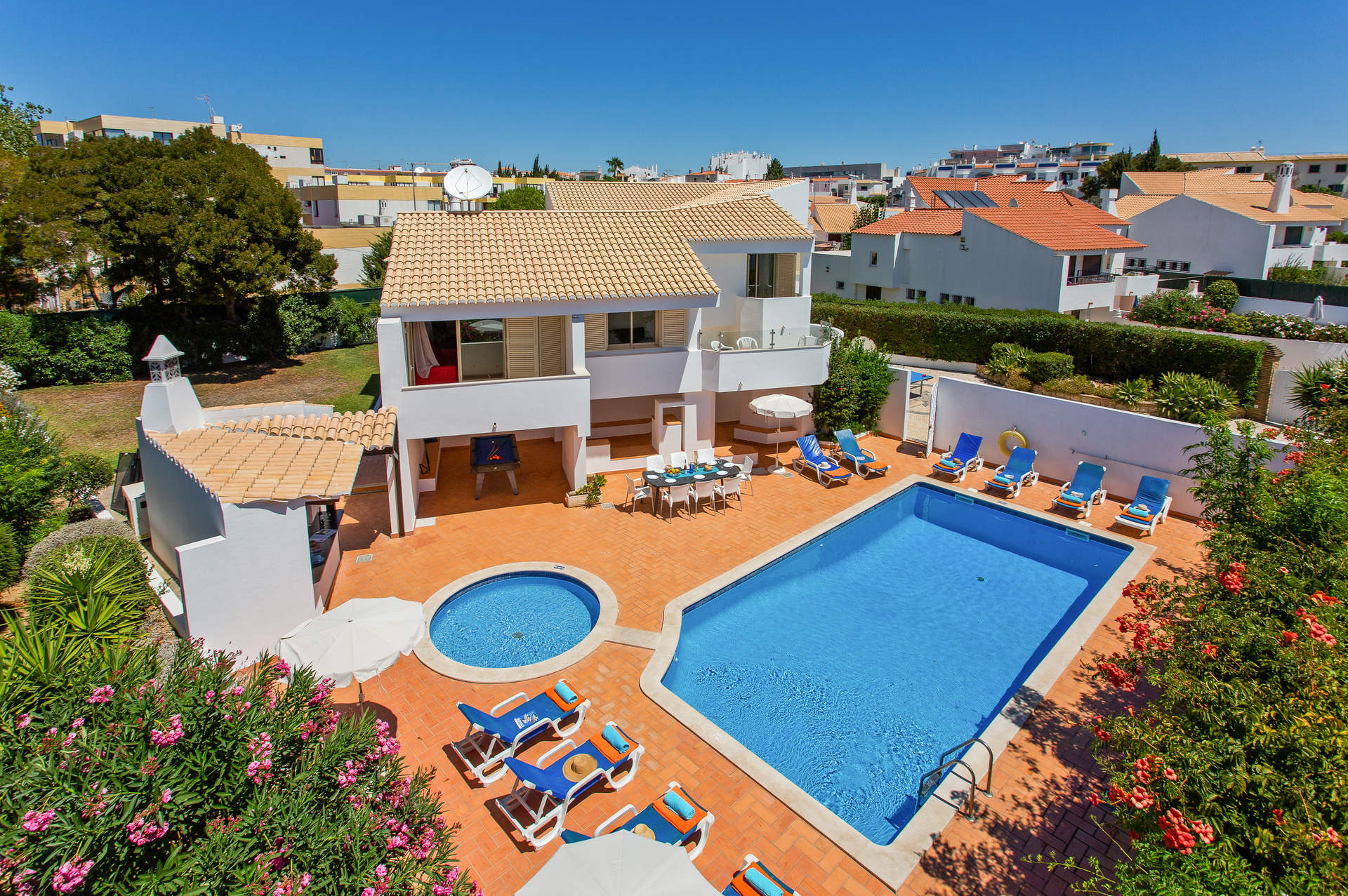 Villa Papi, Praia D&#x27;Oura, Algarve