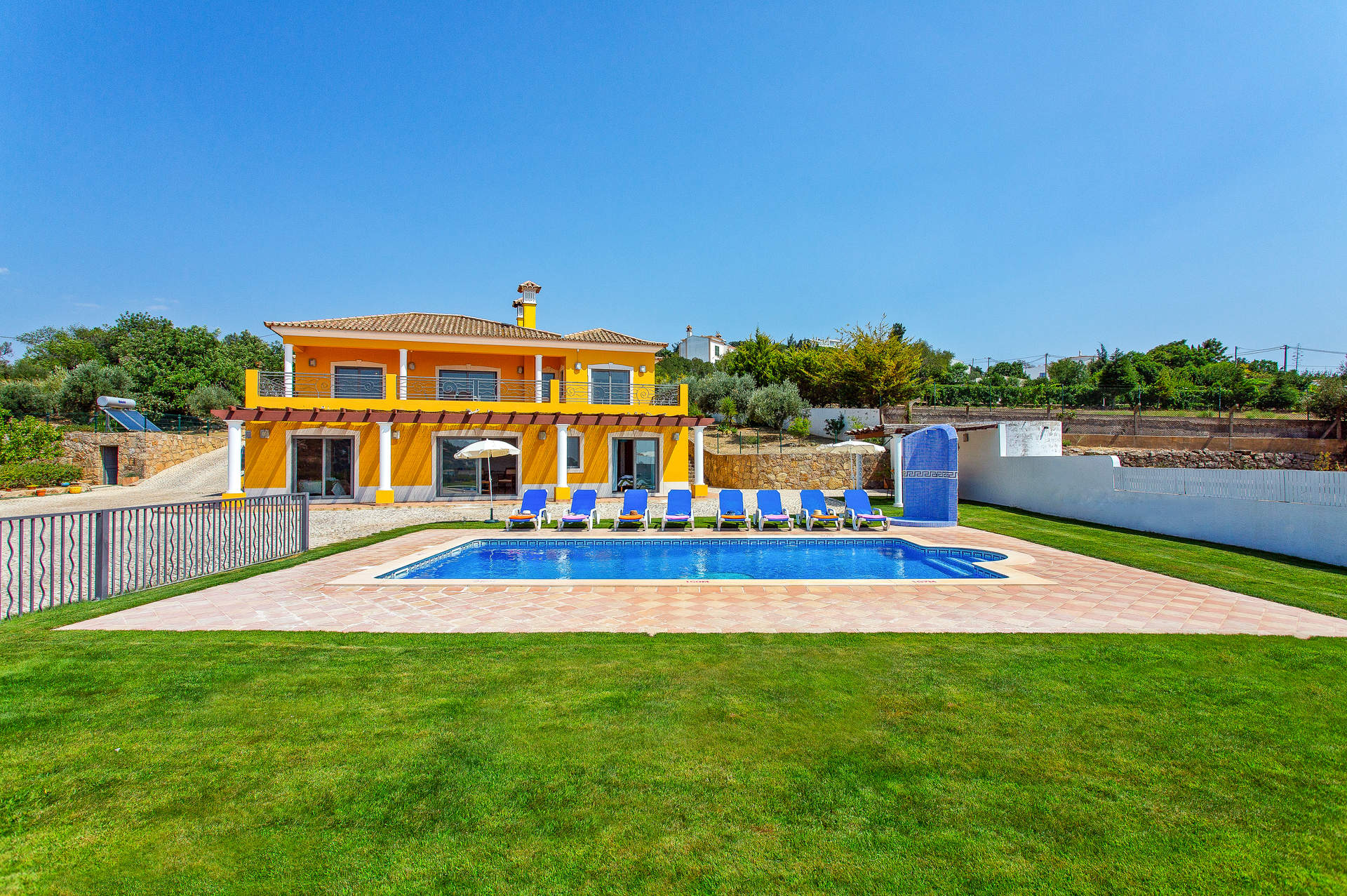 Villa Ribeiro Tomas In Loule, Algarve Villa Plus