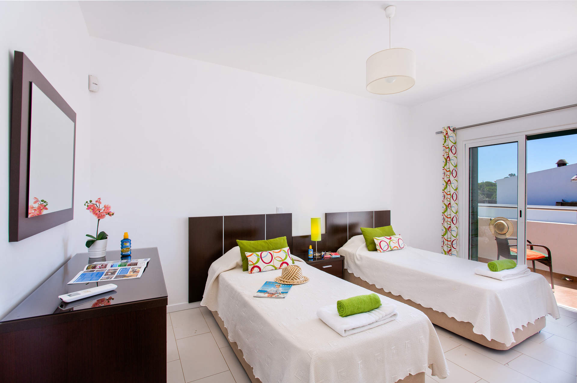 Villa Sandra, Falesia, Algarve