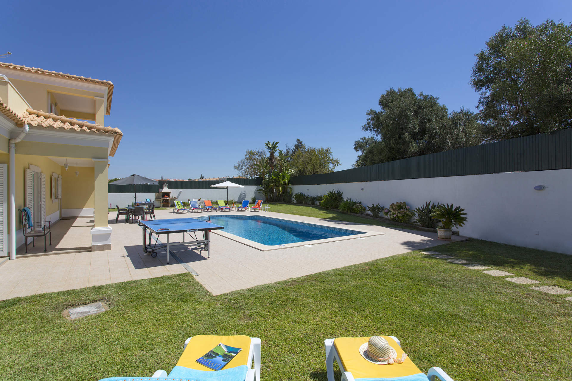 Villa Solange In Praia D’Oura, Algarve | Villa Plus