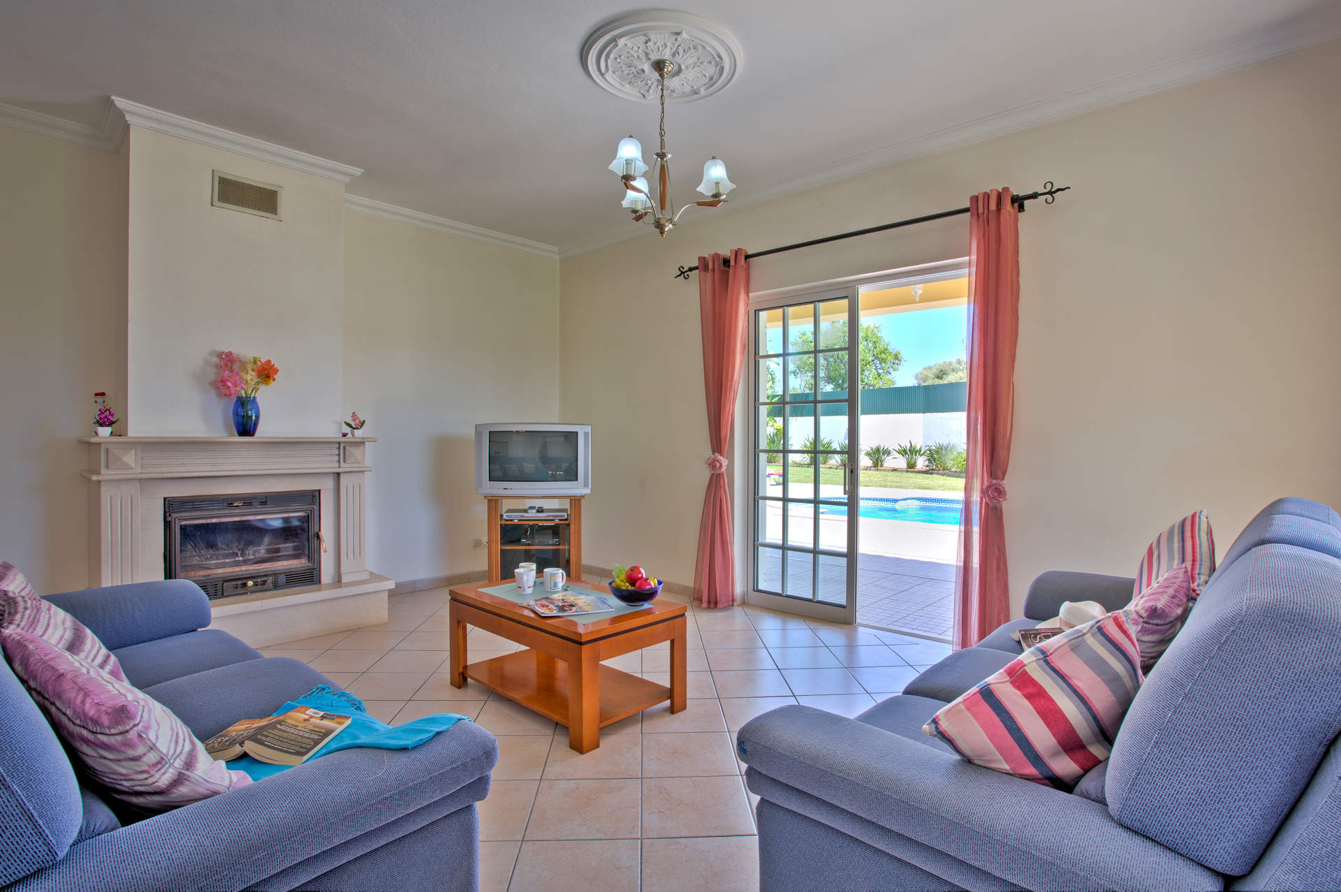 Villa Solange, Praia D&#x27;Oura, Algarve