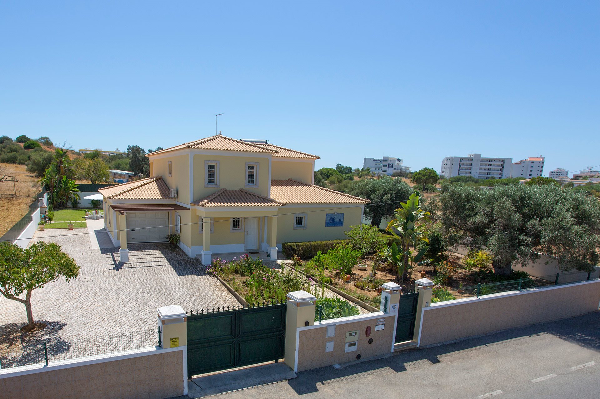 Villa Solange, Praia D&#x27;Oura, Algarve