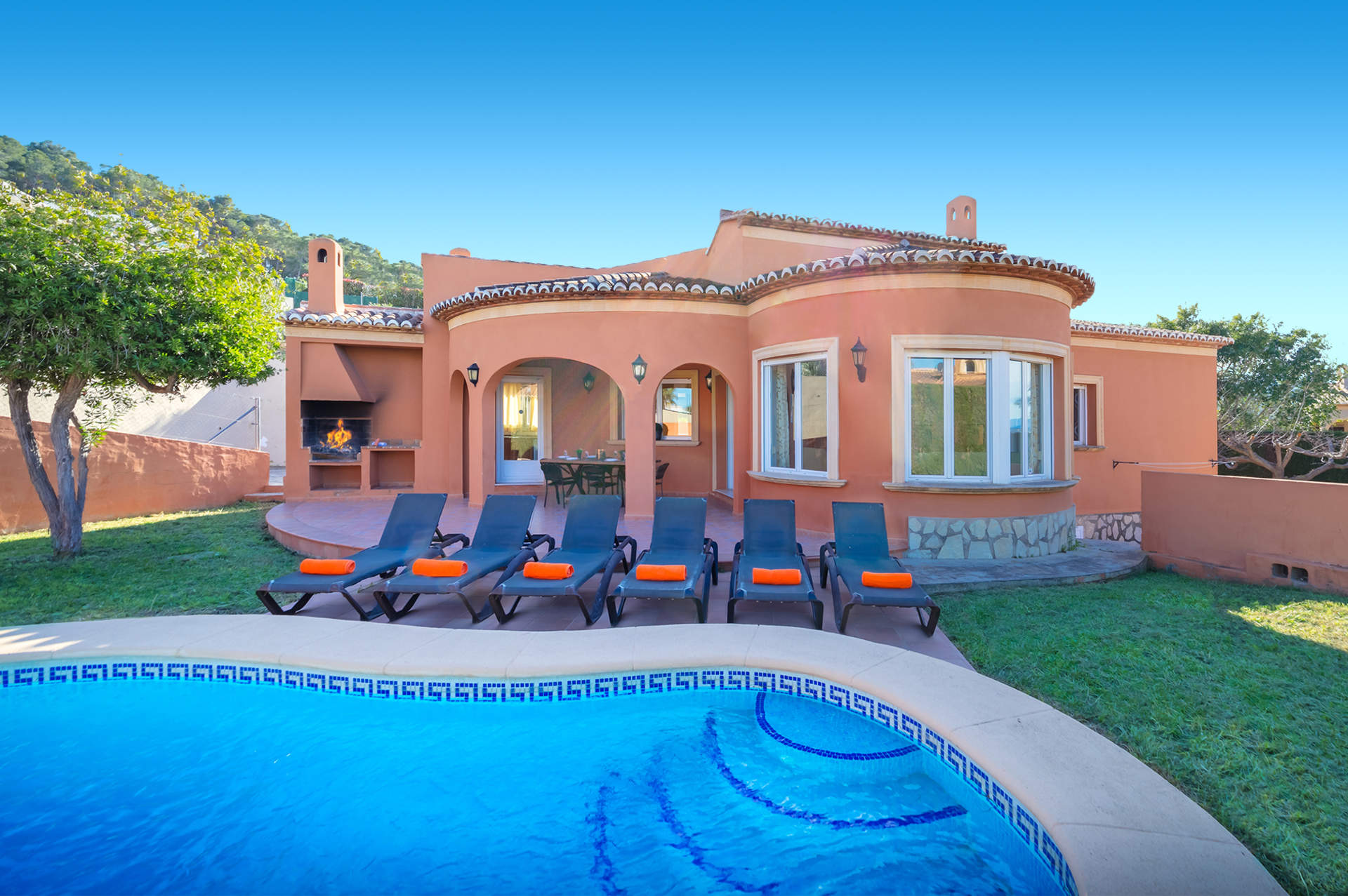 Villa Pomelo Blanco In Javea, Costa Blanca | Villa Plus