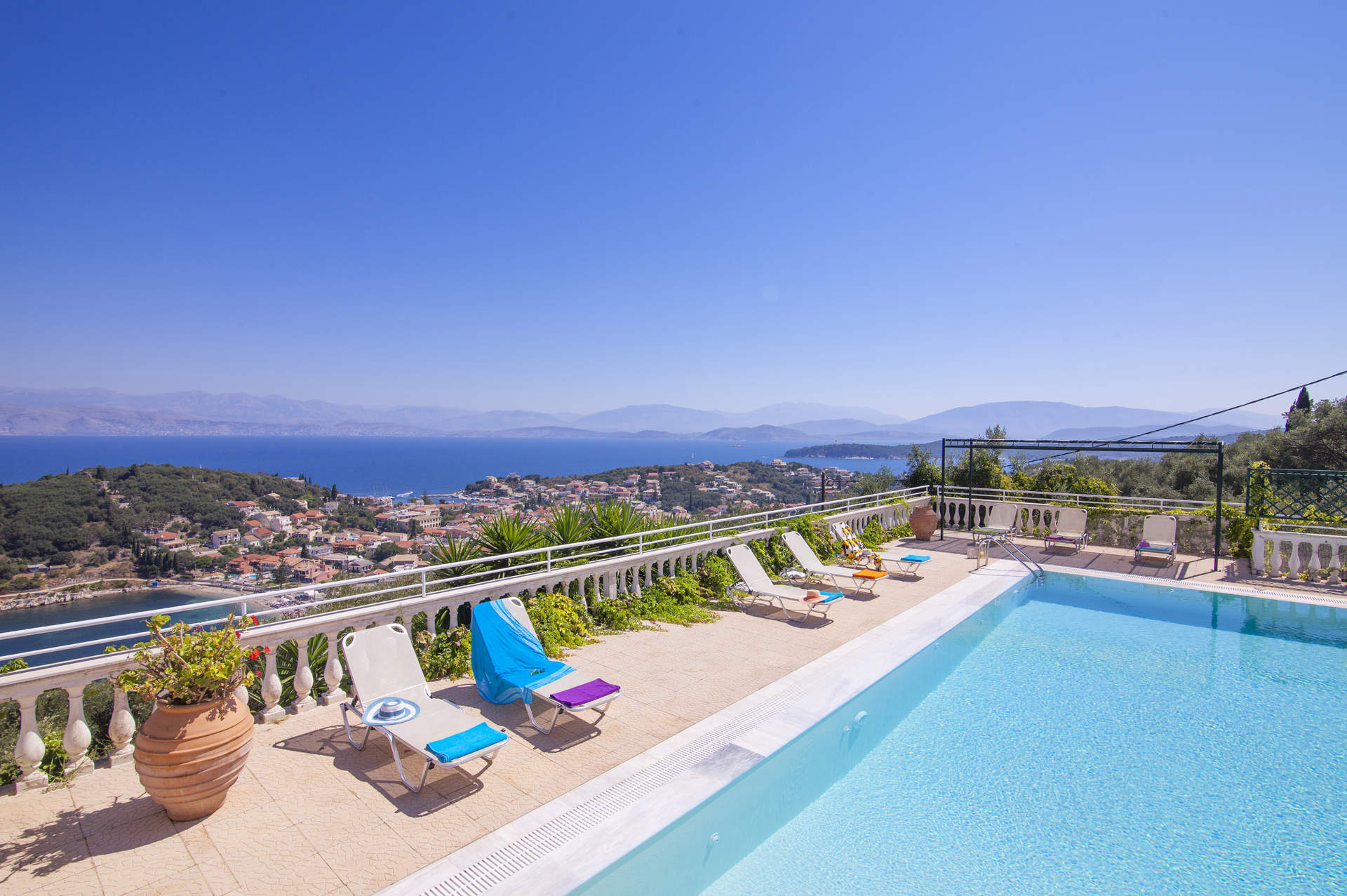 Villa Agathi, Kassiopi, Corf&#xF9;