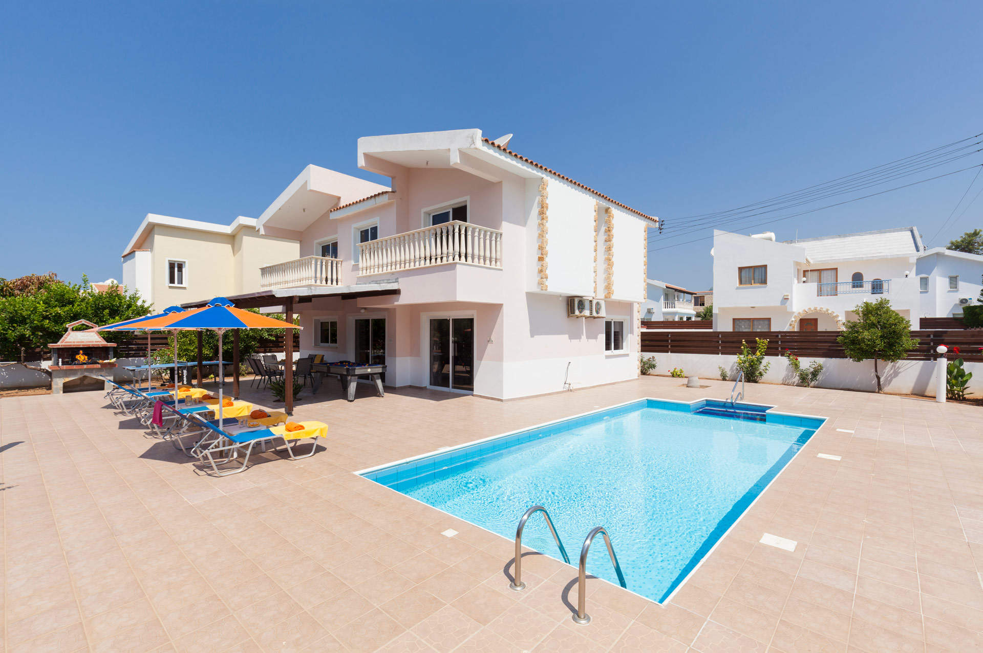 Villa Dione, Coral Bay, Ciper