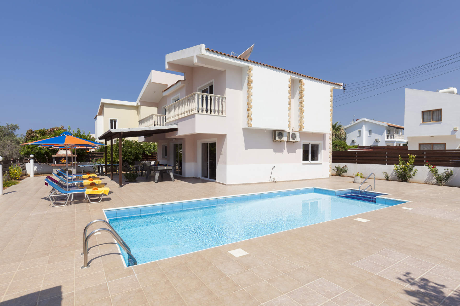 Villa Dione, Coral Bay, Ciper