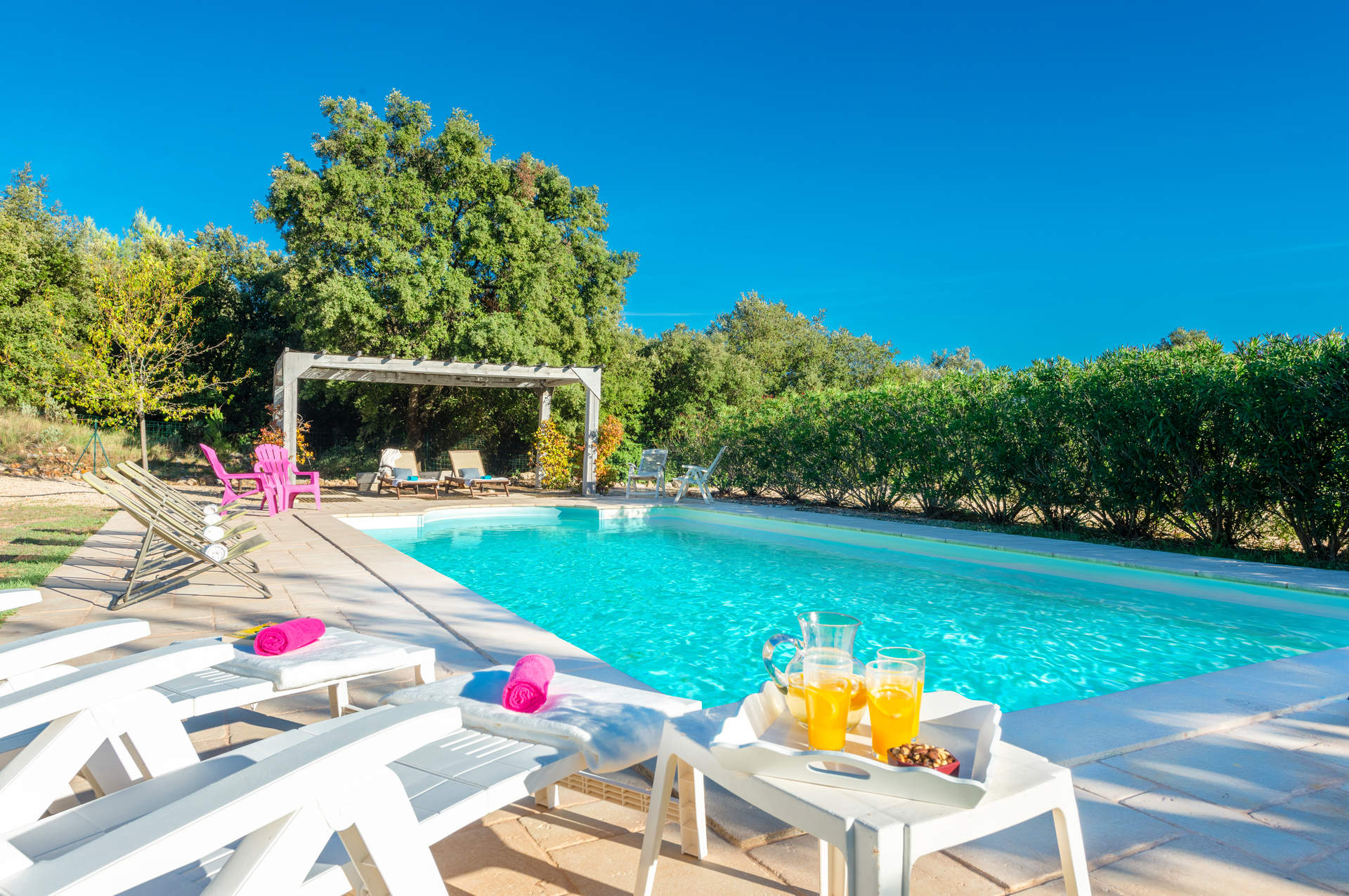 Villa La Pastorale, Lorgues, &#x420;&#x438;&#x432;&#x438;&#x435;&#x440;&#x430;&#x442;&#x430;
