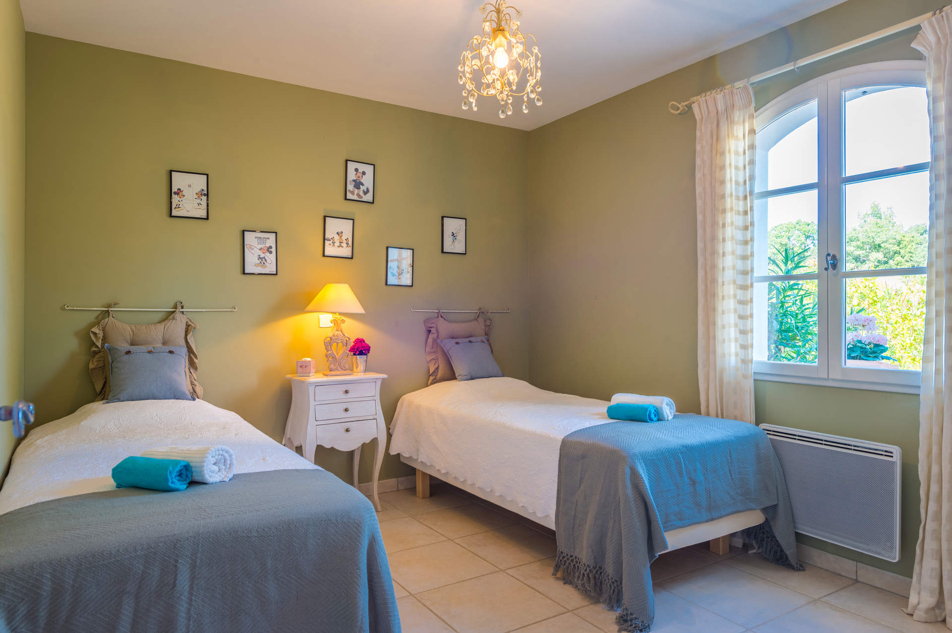 Villa La Pastorale, Lorgues, &#x420;&#x438;&#x432;&#x438;&#x435;&#x440;&#x430;&#x442;&#x430;