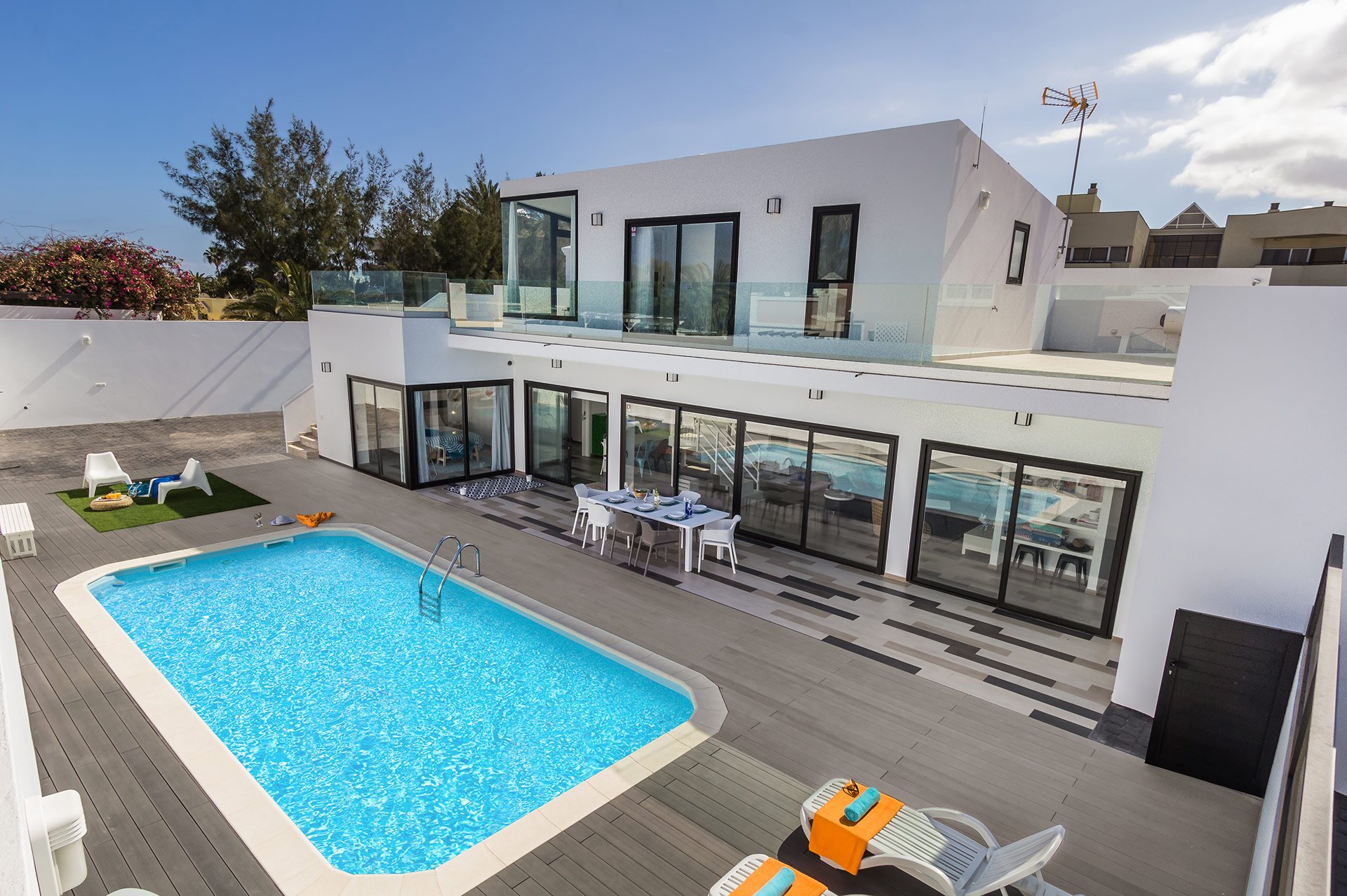 Villa Waikiki In Corralejo, Fuerteventura | Villa Plus