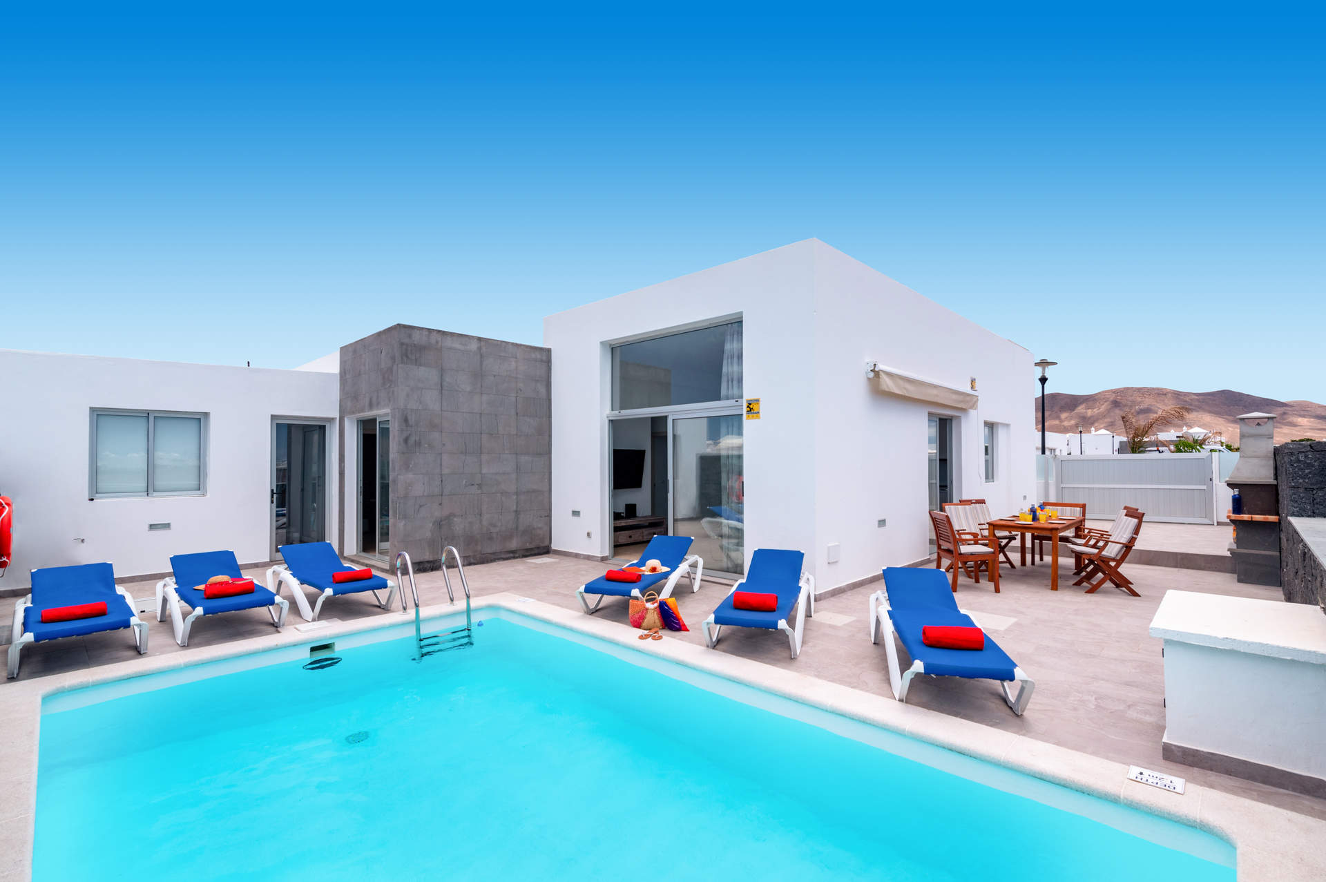 Villa Blue Horizon In Playa Blanca Lanzarote Villa Plus