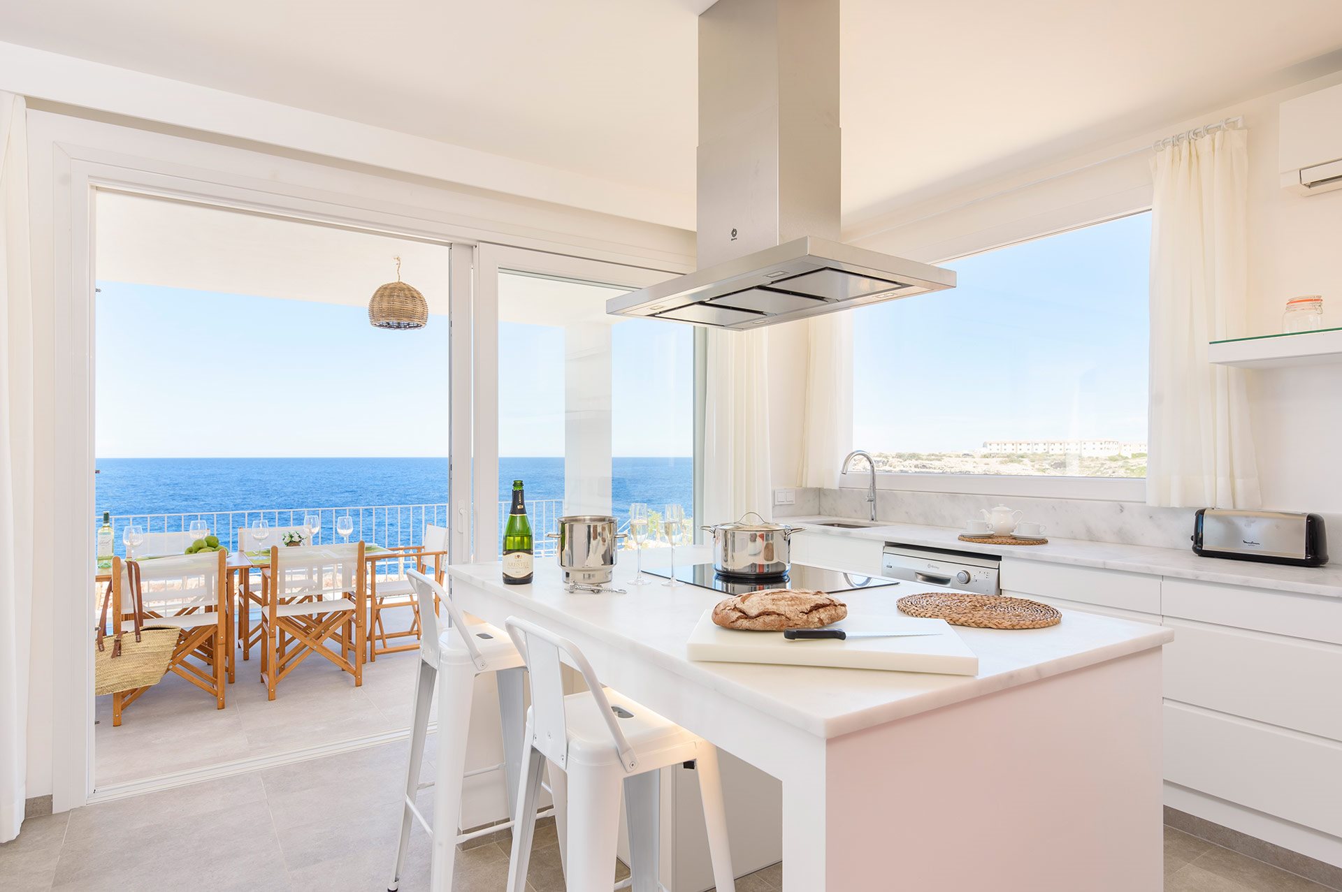 Villa Agata, Calan Forcat, &#x41C;&#x435;&#x43D;&#x43E;&#x440;&#x43A;&#x430;