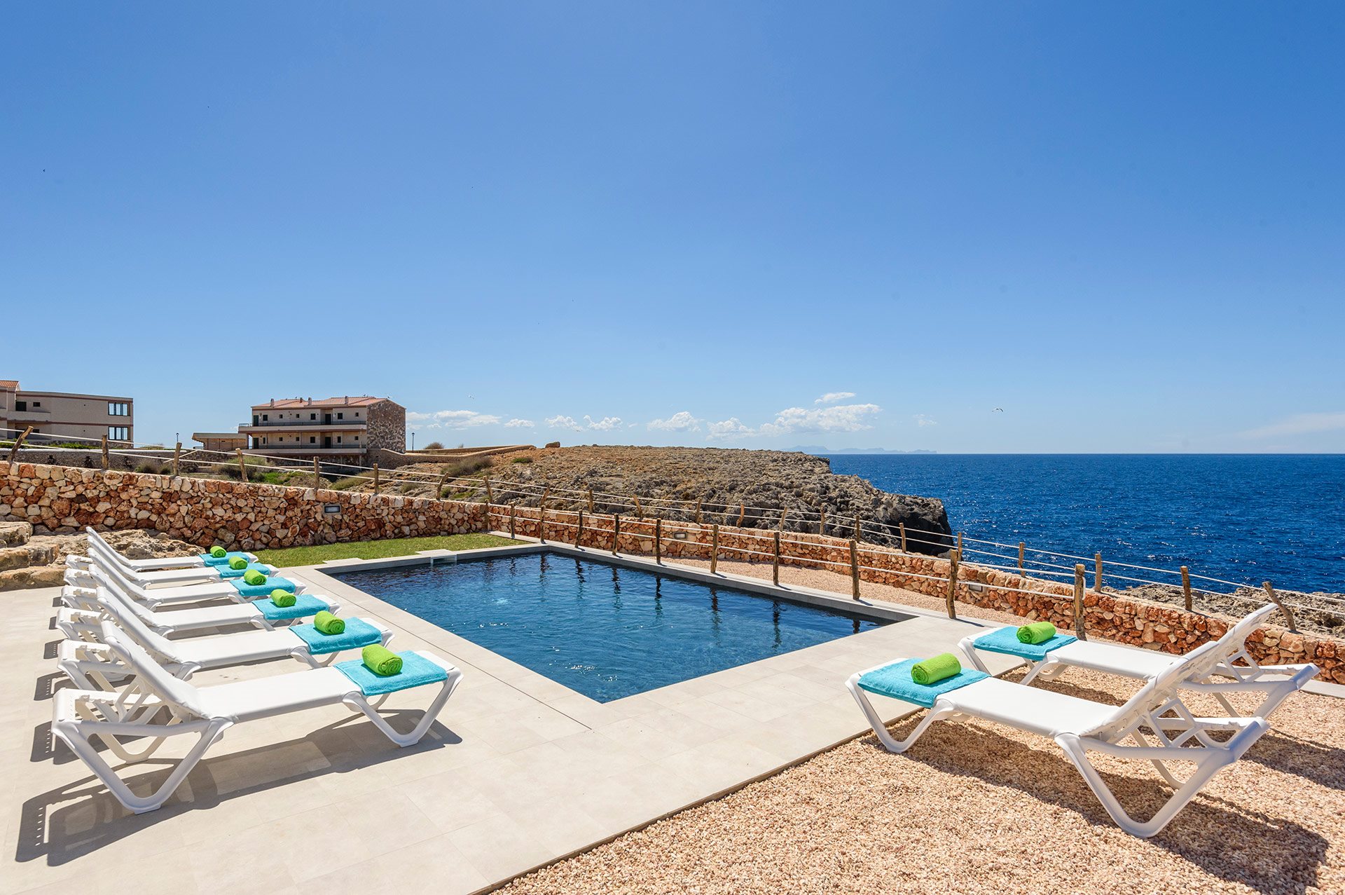 Villa Agata, Calan Forcat, &#x41C;&#x435;&#x43D;&#x43E;&#x440;&#x43A;&#x430;