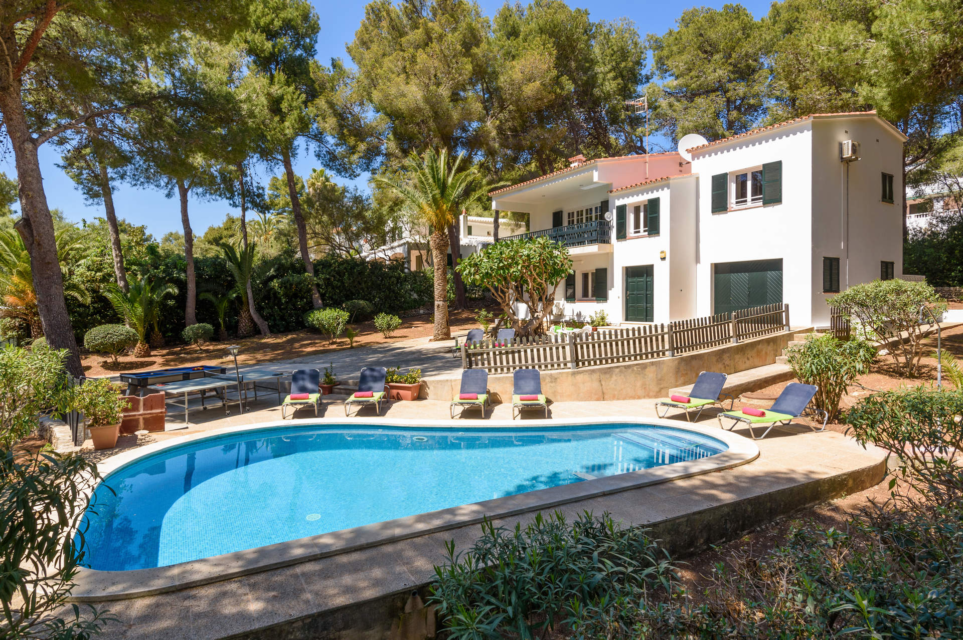 Villa Alessandra In Santo Tomas, Menorca Villa Plus