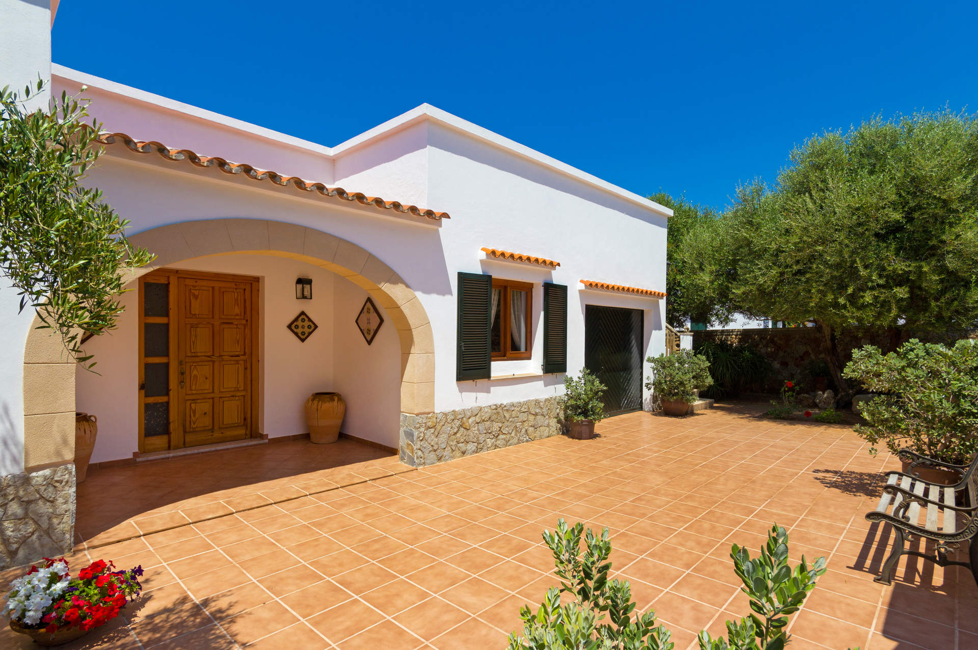 Villa Casa Blanca In Cala Blanca, Menorca | Villa Plus