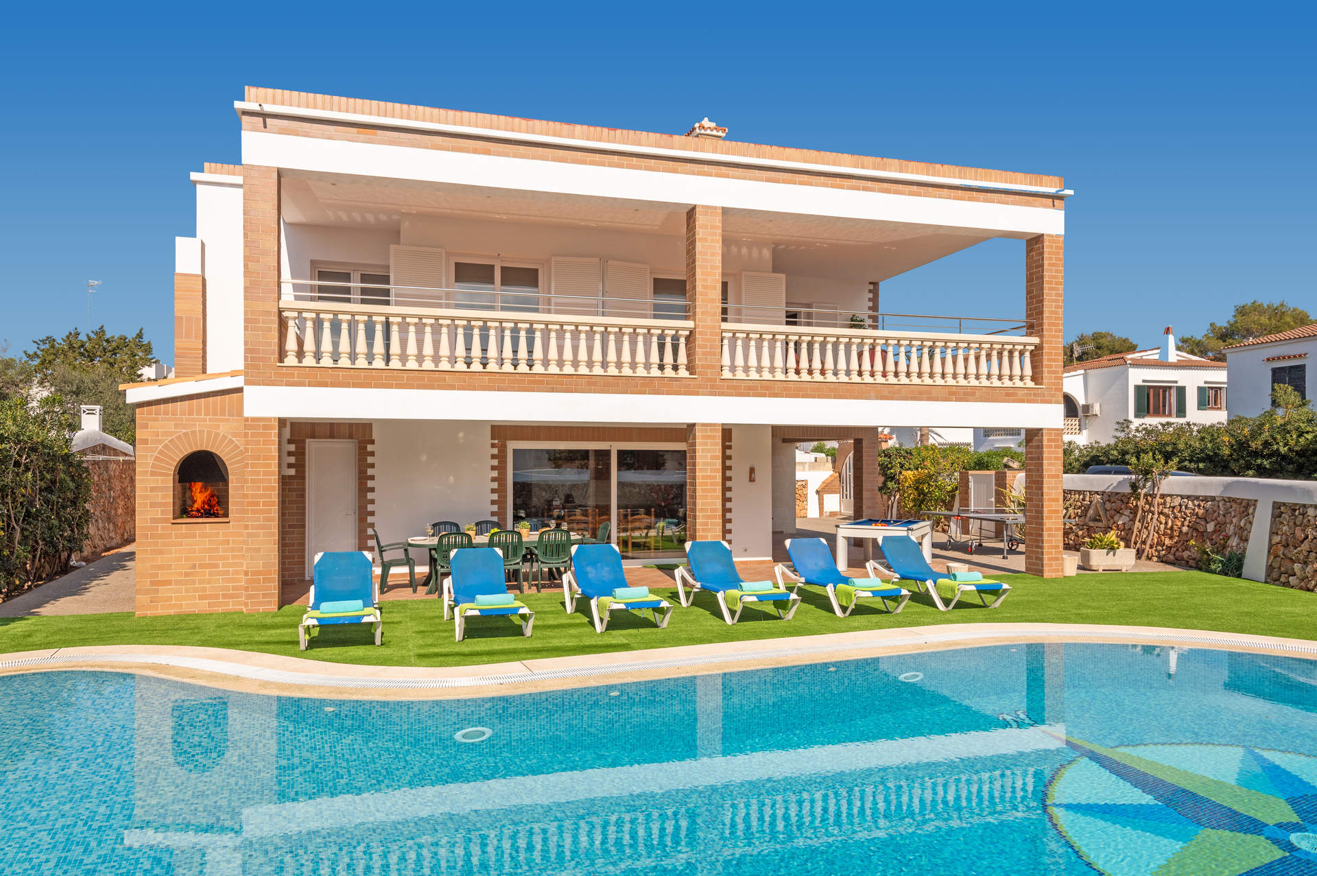 Villa Maria Isabel, Cala Blanca, Menorca