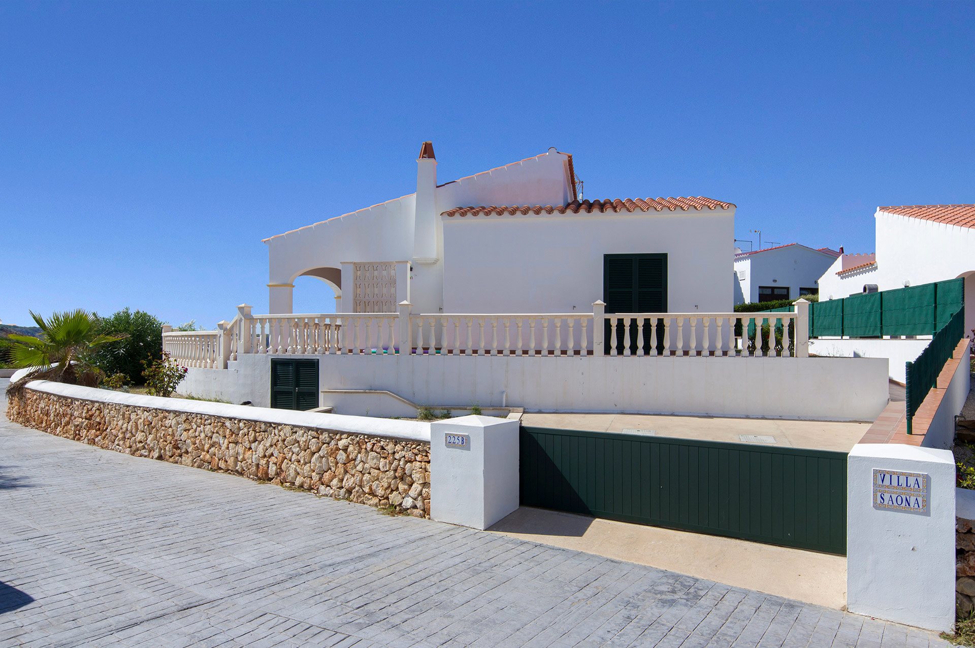 Villa Saona, Arenal den Castell, Menorka