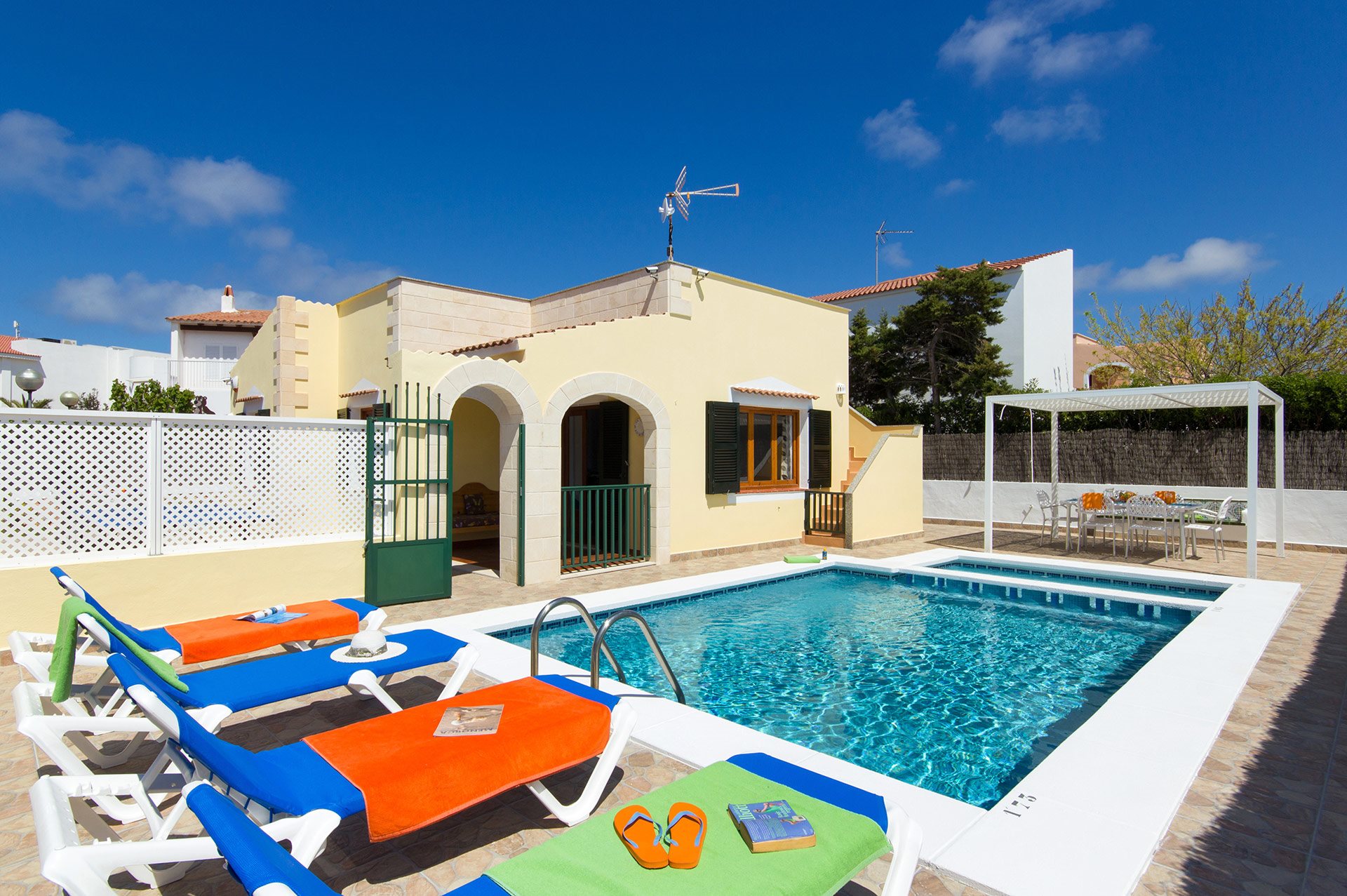 Villa Villino In Calan Blanes, Menorca Villa Plus