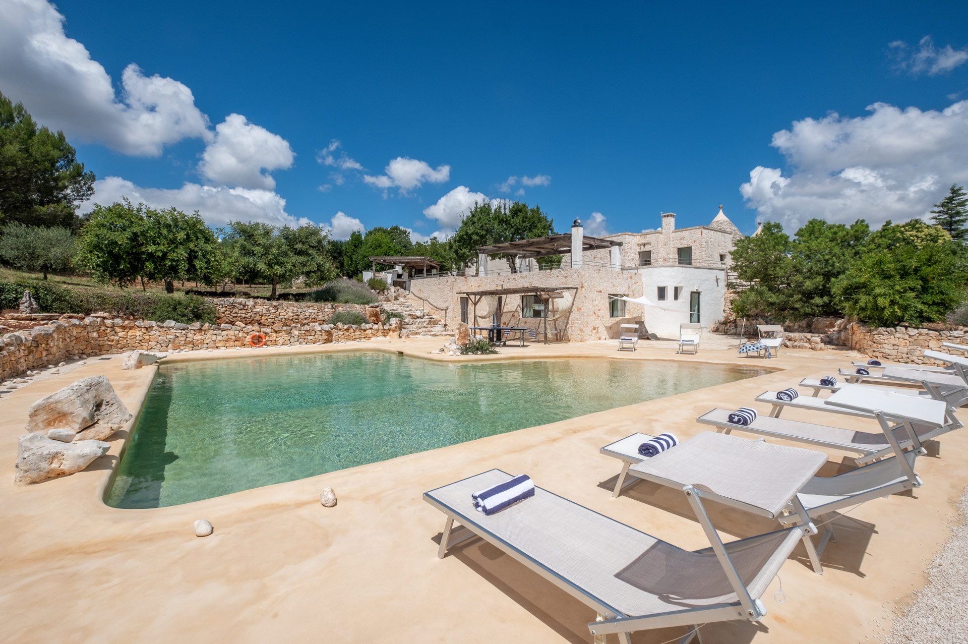 Villa Trulli Laguna, Cisternino, Apulia
