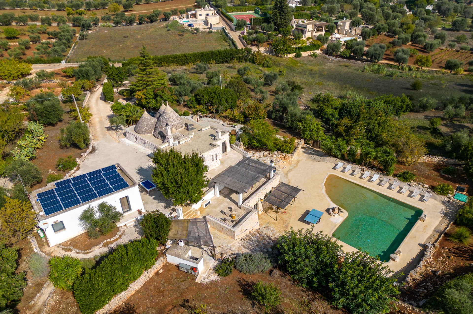 Villa Trulli Laguna, Cisternino, Apulia
