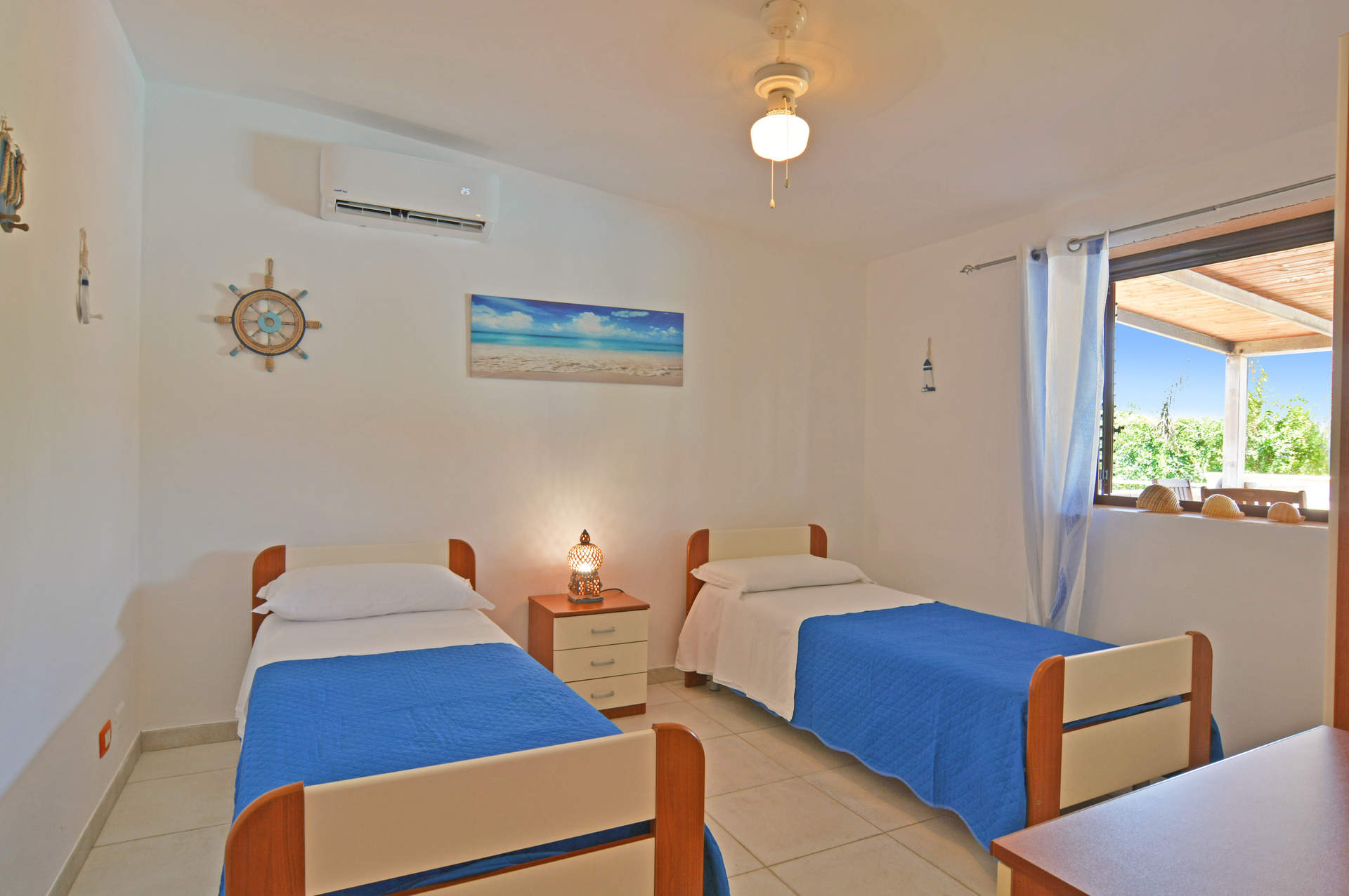 Villa Garofani, Punta Secca, &#x3A3;&#x3B9;&#x3BA;&#x3B5;&#x3BB;&#x3AF;&#x3B1;