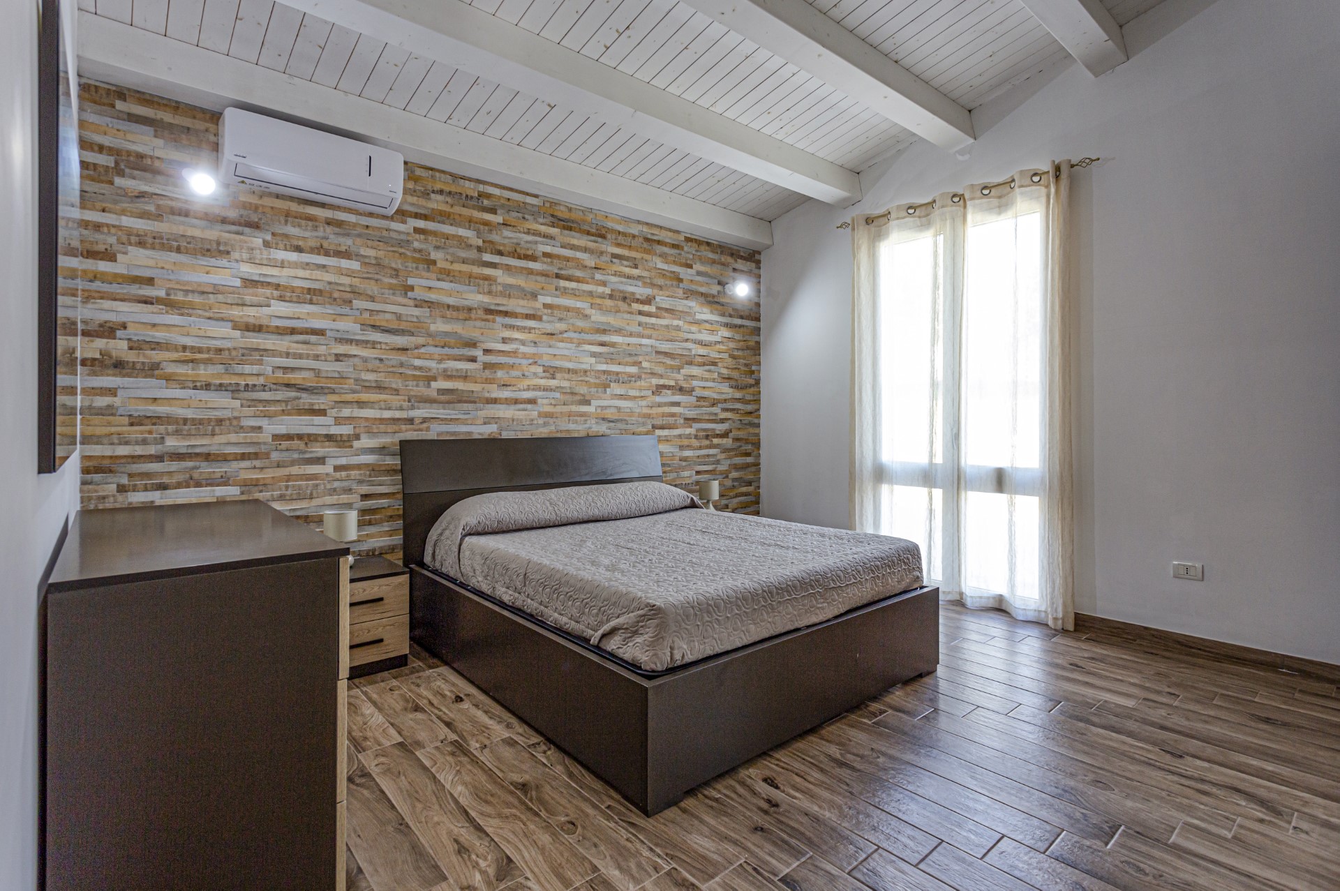 Villa Pinella, Ispica, Sqallija