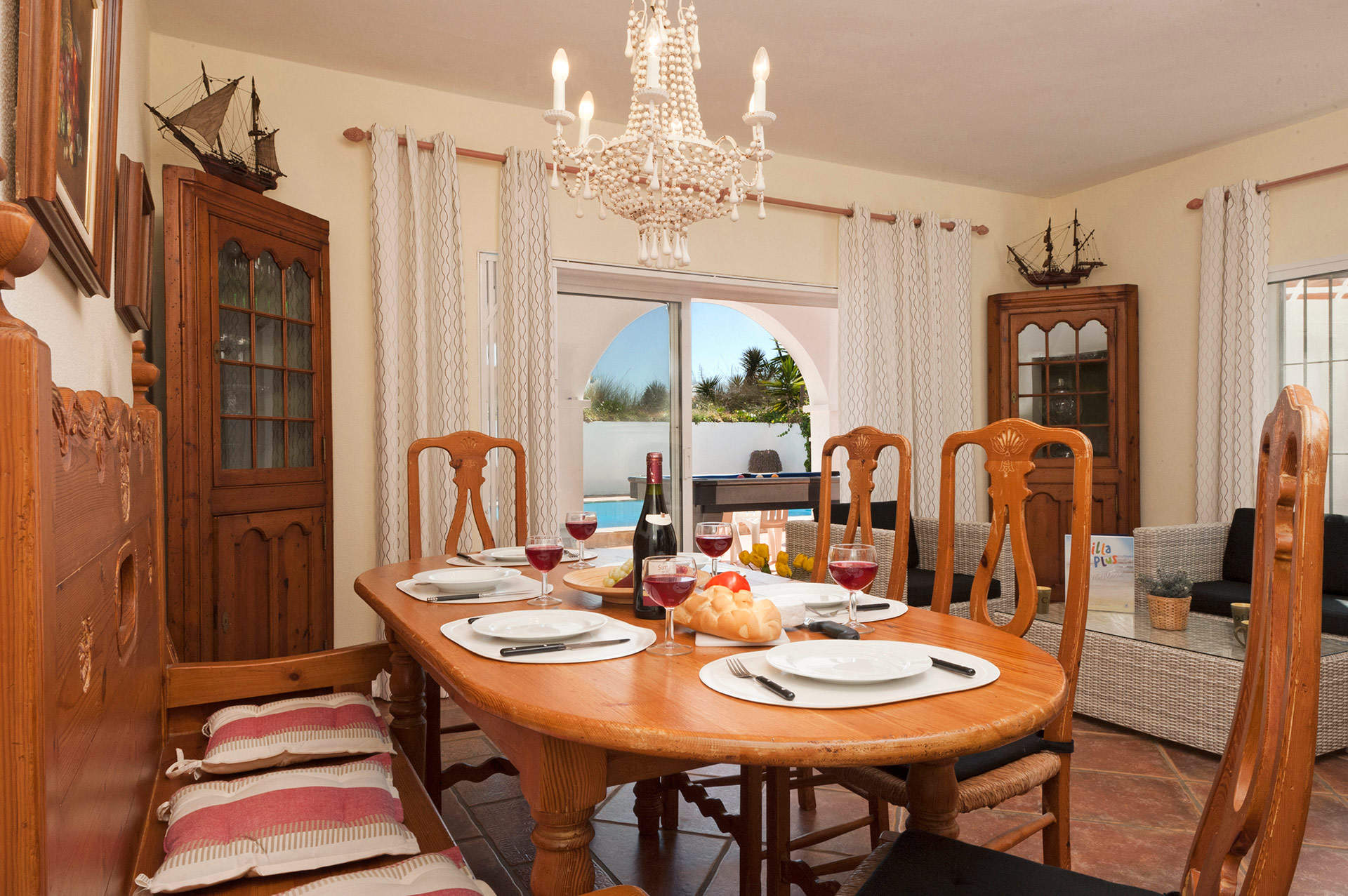 Villa Pedrosol, Marbella, &#x41A;&#x43E;&#x441;&#x442;&#x430; &#x434;&#x435;&#x43B; &#x421;&#x43E;&#x43B;