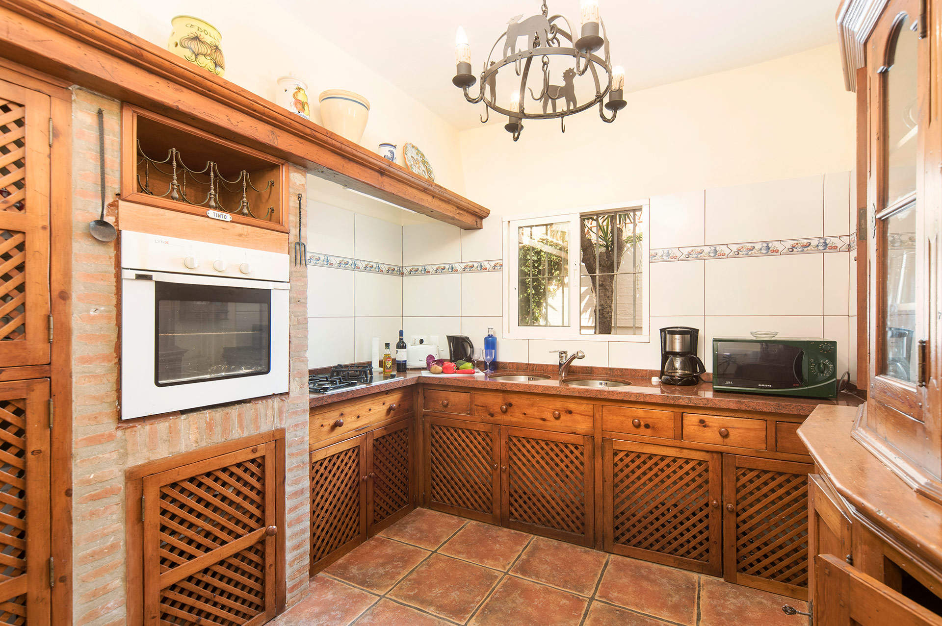 Villa Pedrosol, Marbella, &#x41A;&#x43E;&#x441;&#x442;&#x430; &#x434;&#x435;&#x43B; &#x421;&#x43E;&#x43B;