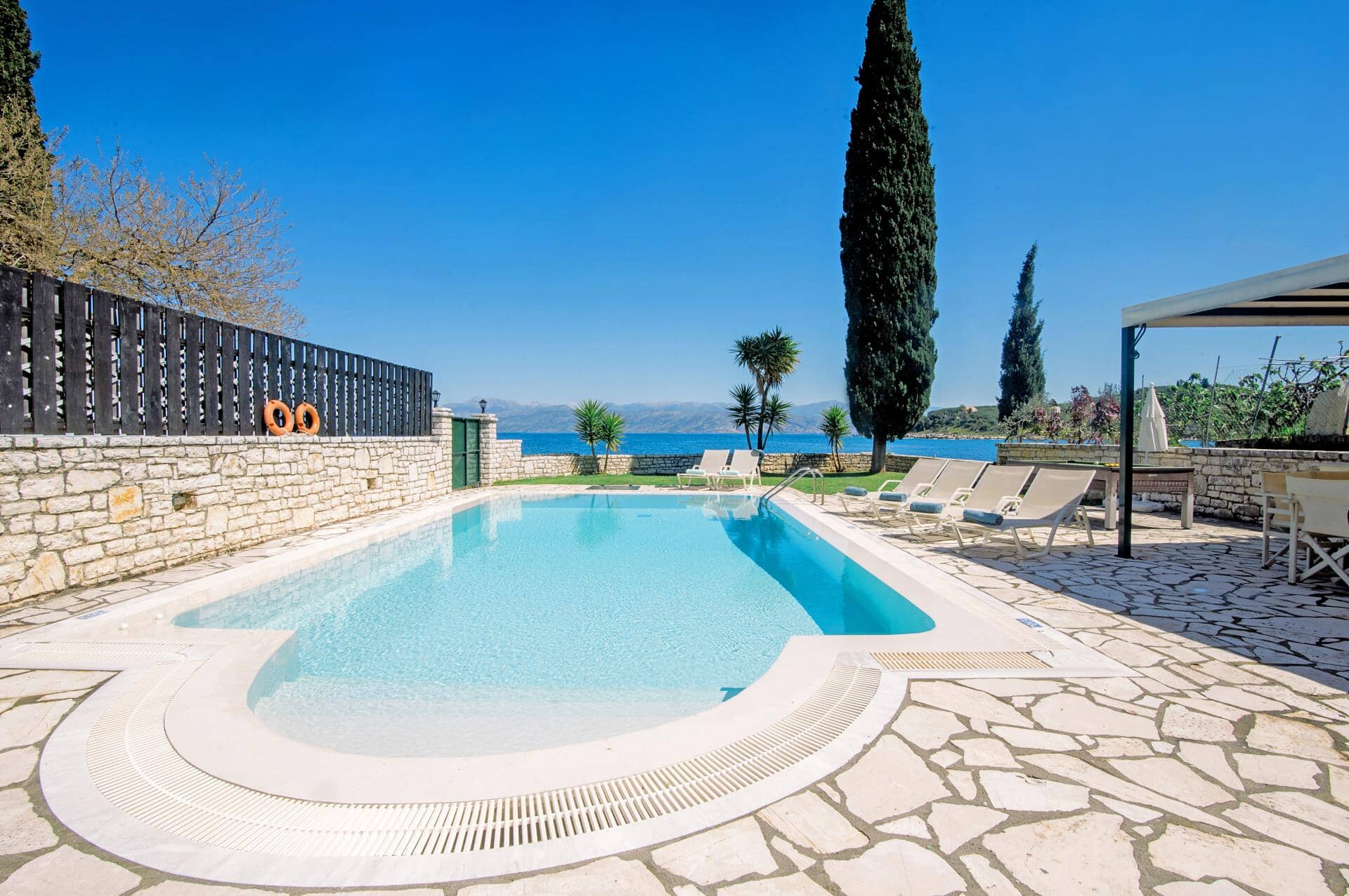 Villa Annie, Kassiopi, Corfu