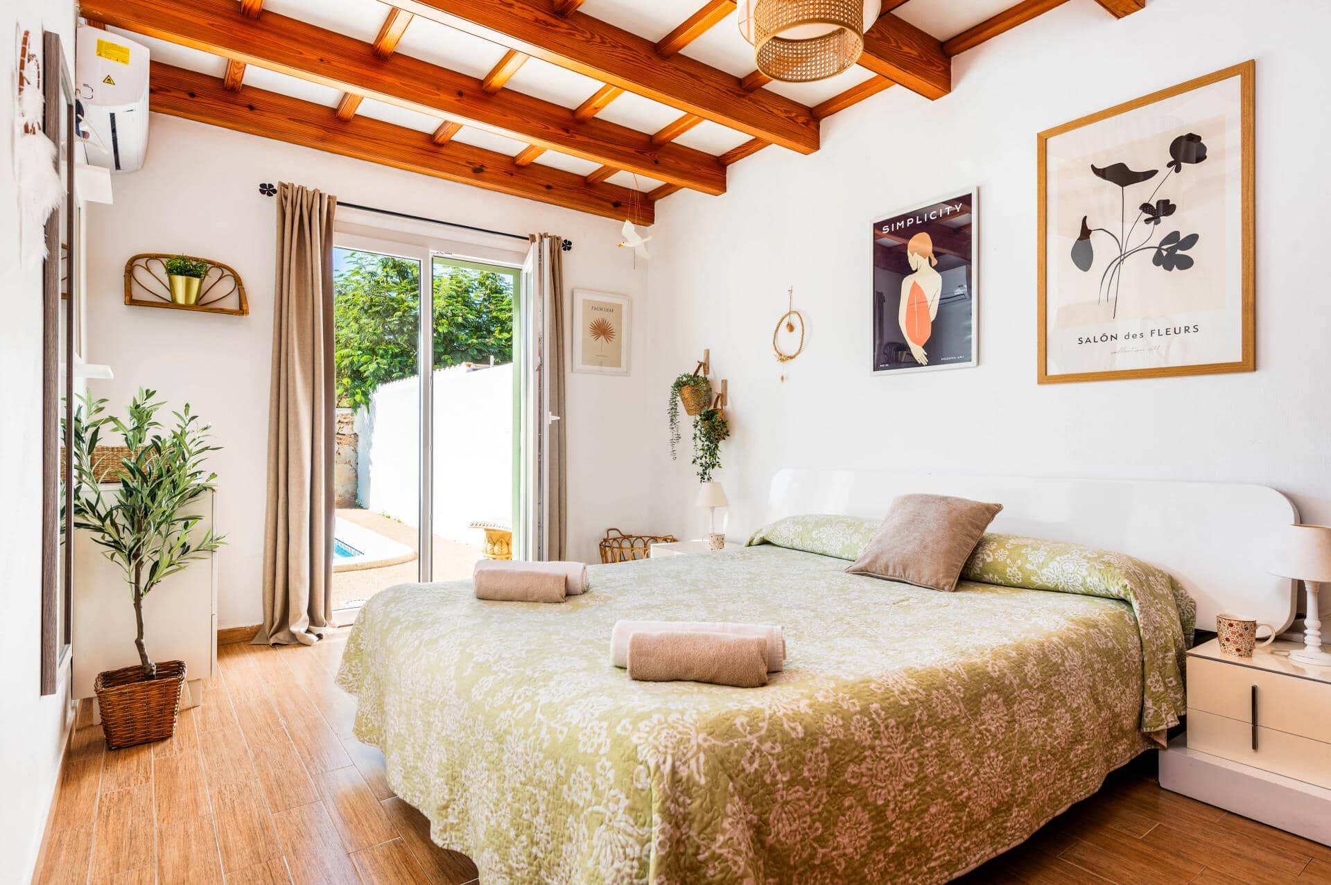 Villa De La Luz, Punta Prima, Menorca