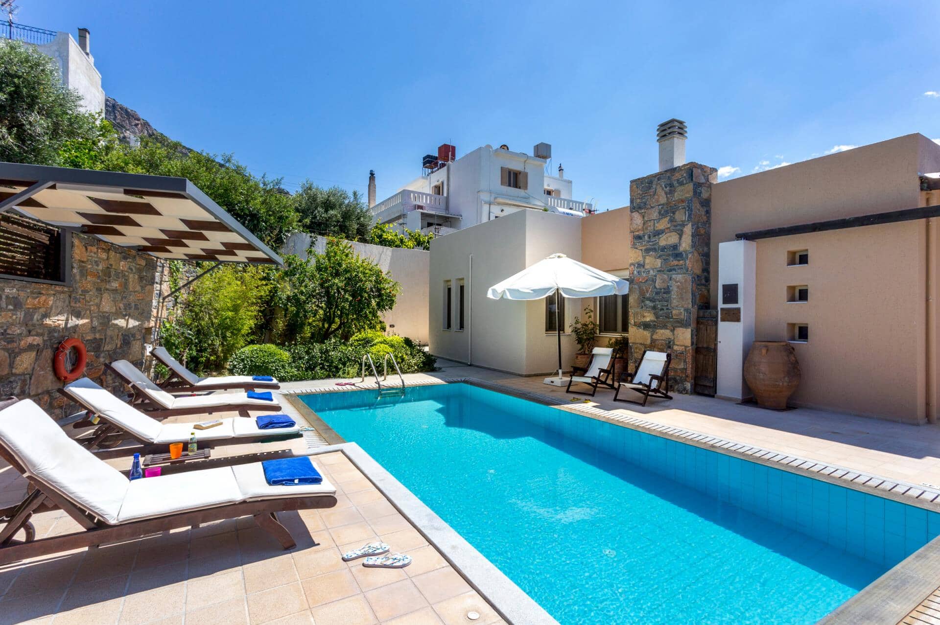 Villa Akali, Istron, &#x39A;&#x3C1;&#x3AE;&#x3C4;&#x3B7;