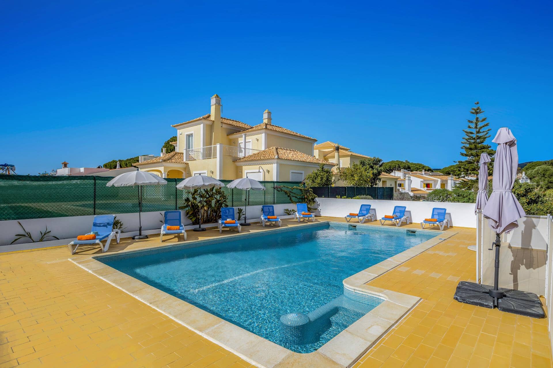 Villa Duas Sentinelas, Vilamoura, Algarve