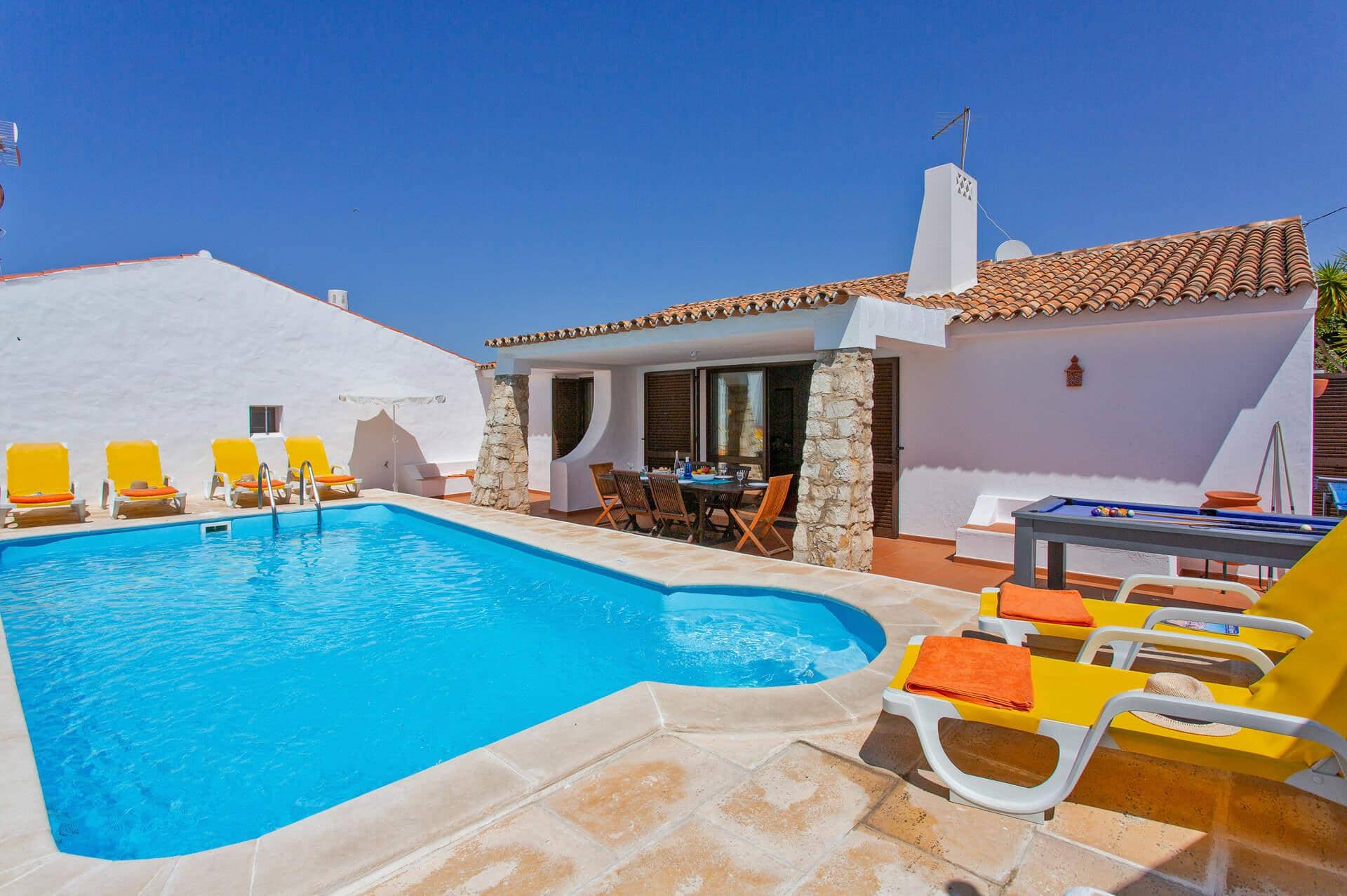 Villa Aveiros, Praia D&#x27;Oura, Algarve