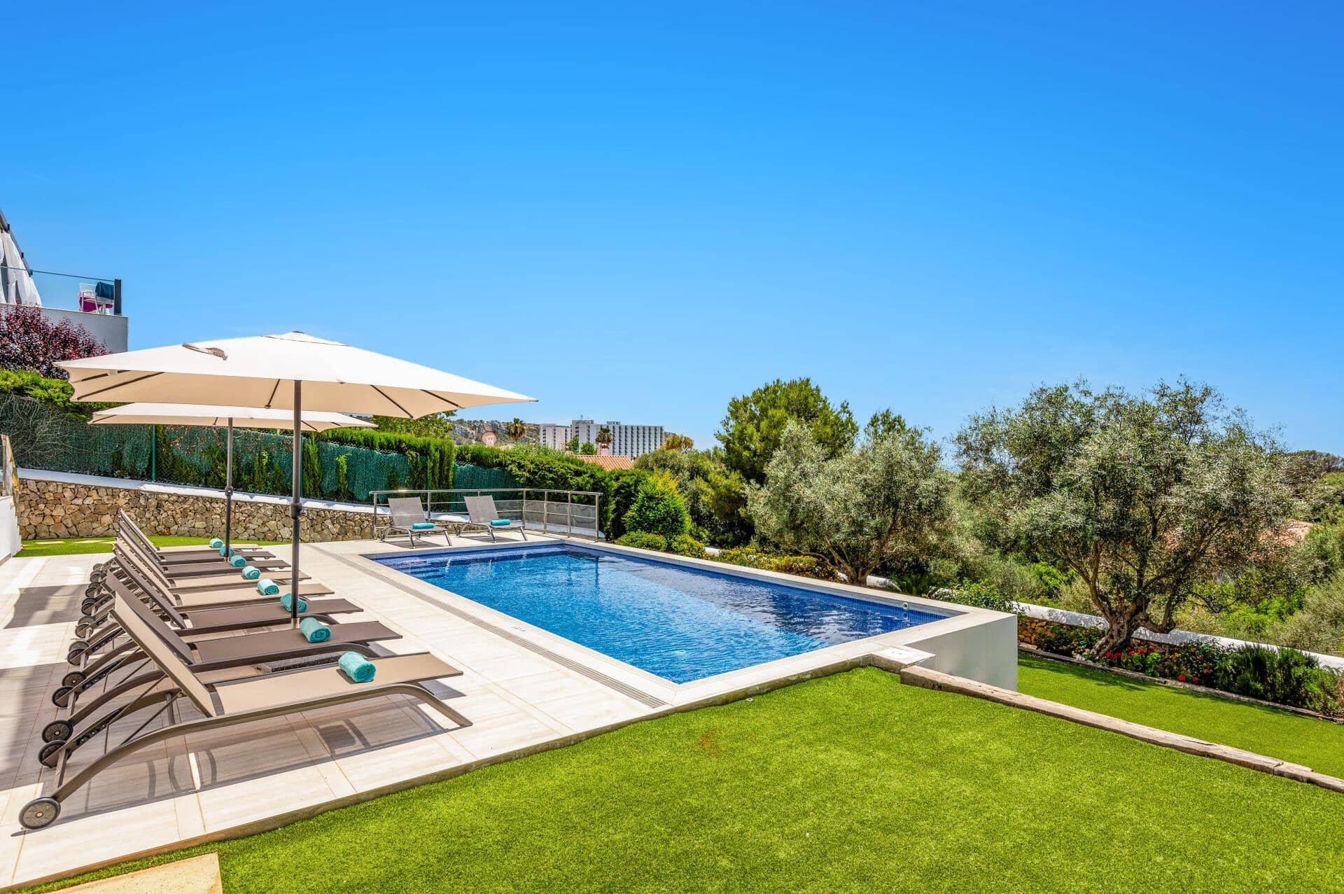 Villa Paradise Son Bou In Son Bou, Menorca 