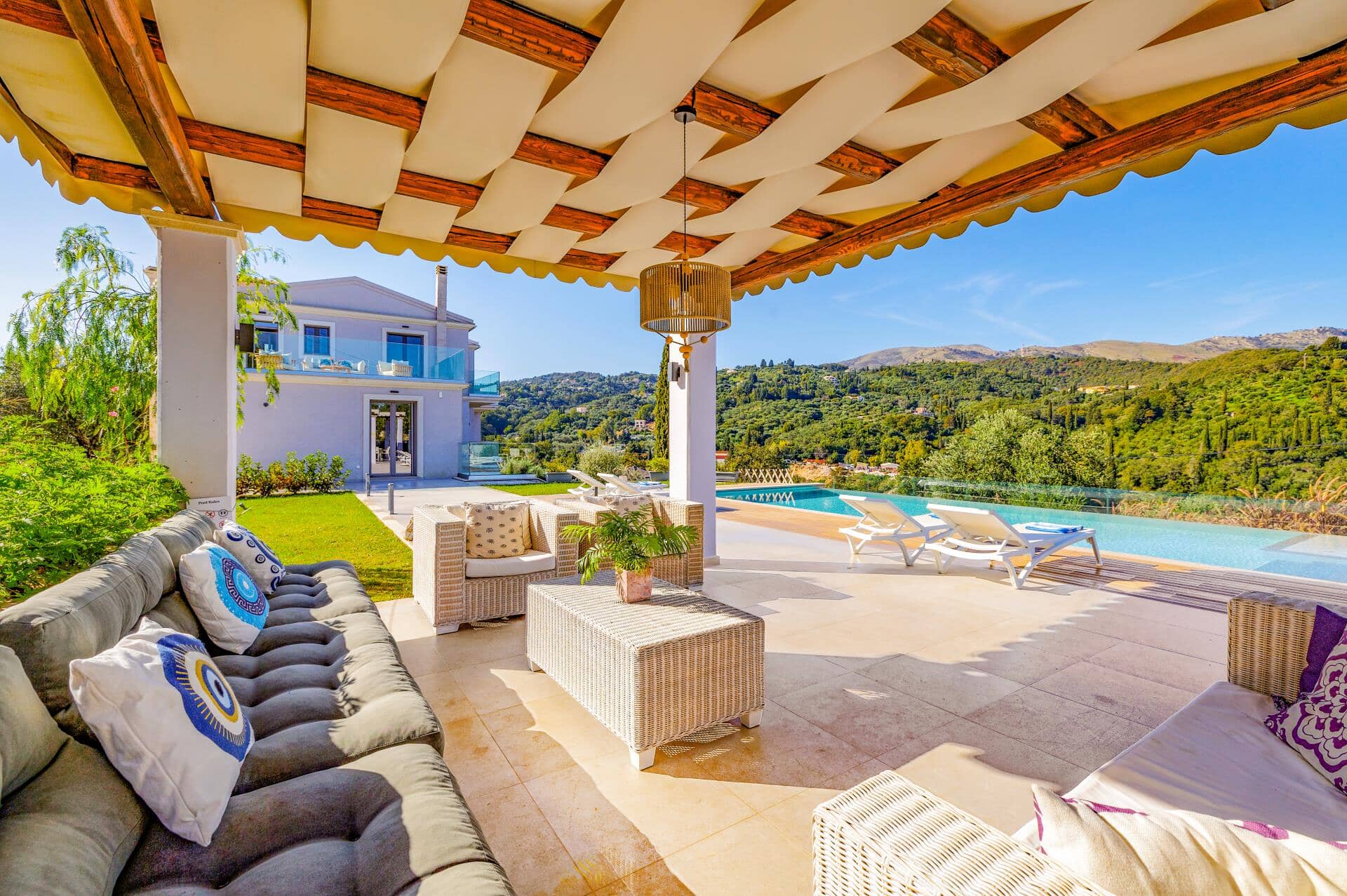 Villa Tila, Agios Stefanos, &#x41A;&#x43E;&#x440;&#x444;&#x443;