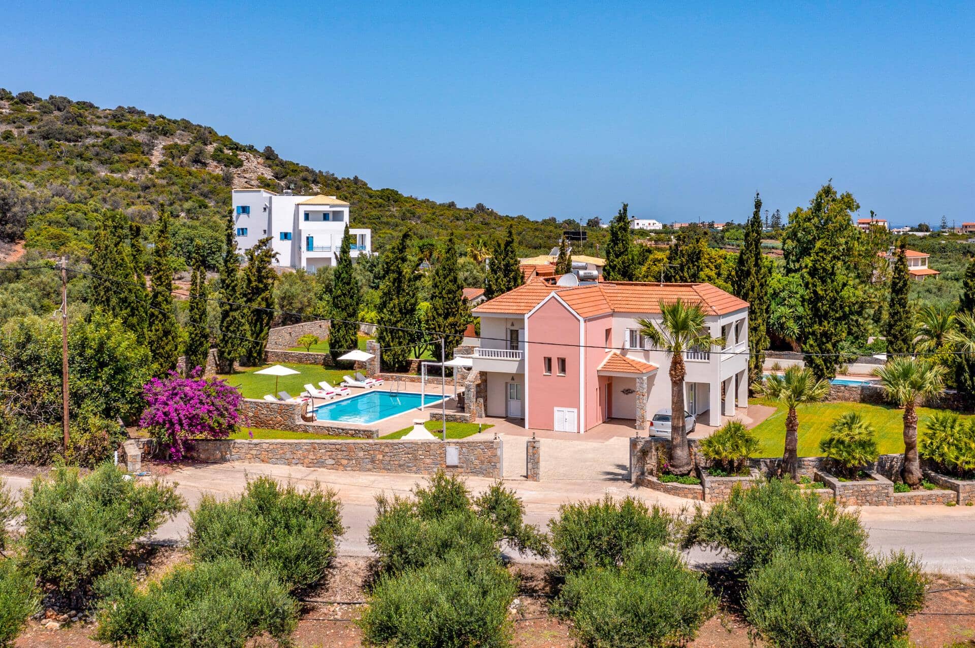 Villa Argi, Sisi, Kr&#x113;ta