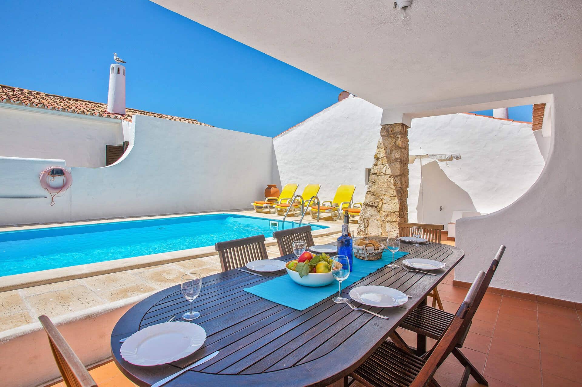 Villa Aveiros, Praia D&#x27;Oura, Algarve