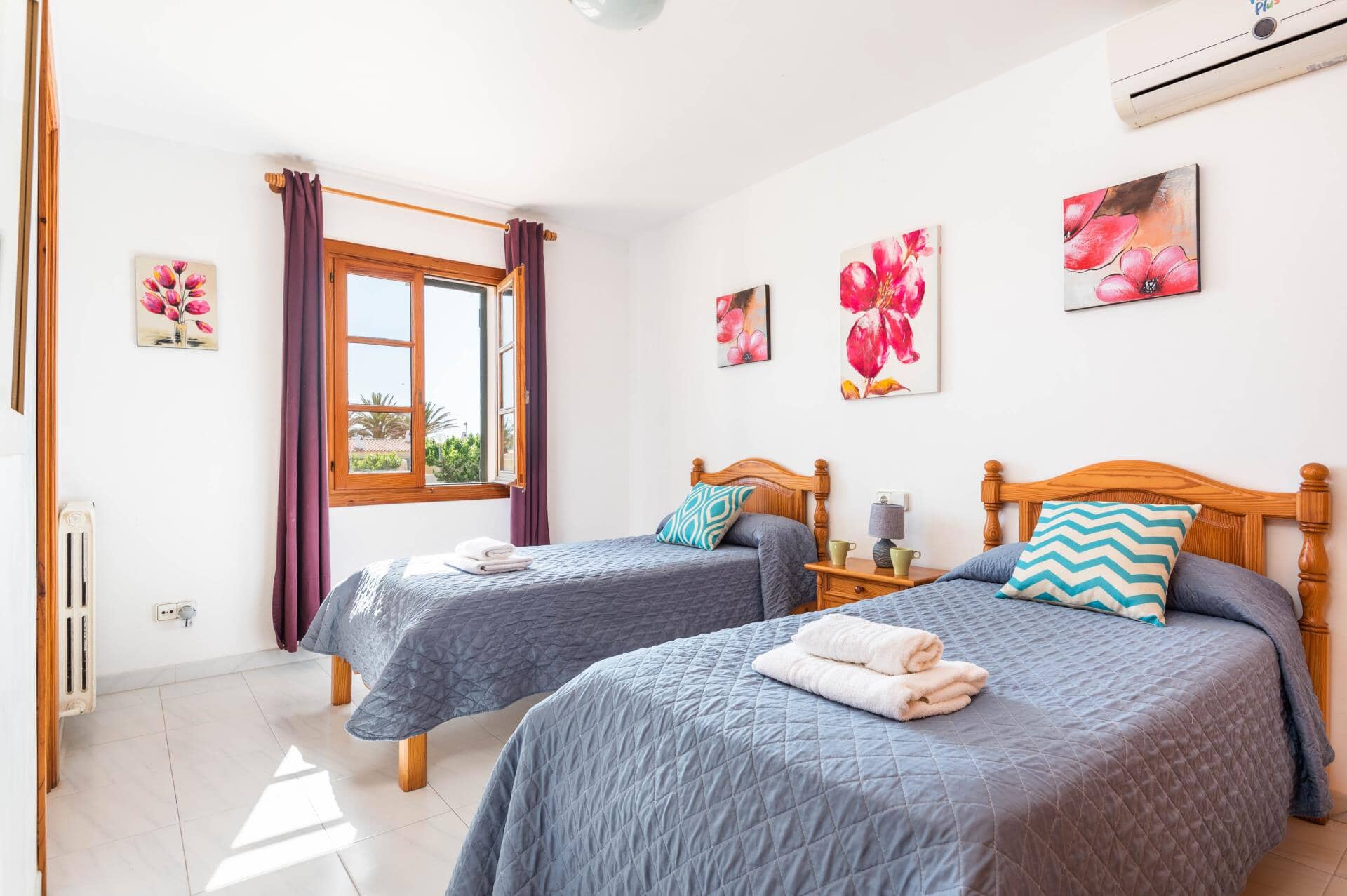 Villa Xabec, Calan Forcat, &#x39C;&#x3B9;&#x3BD;&#x3CC;&#x3C1;&#x3BA;&#x3B1;