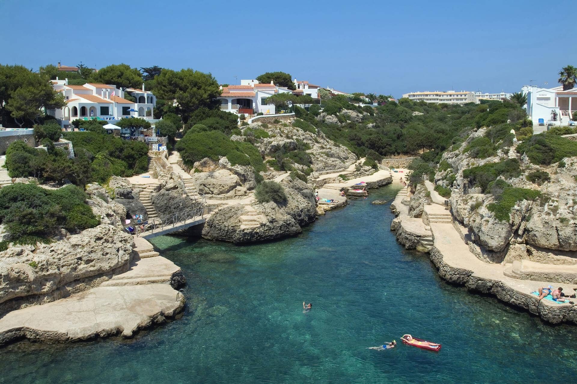 Villa Xabec, Calan Forcat, &#x39C;&#x3B9;&#x3BD;&#x3CC;&#x3C1;&#x3BA;&#x3B1;
