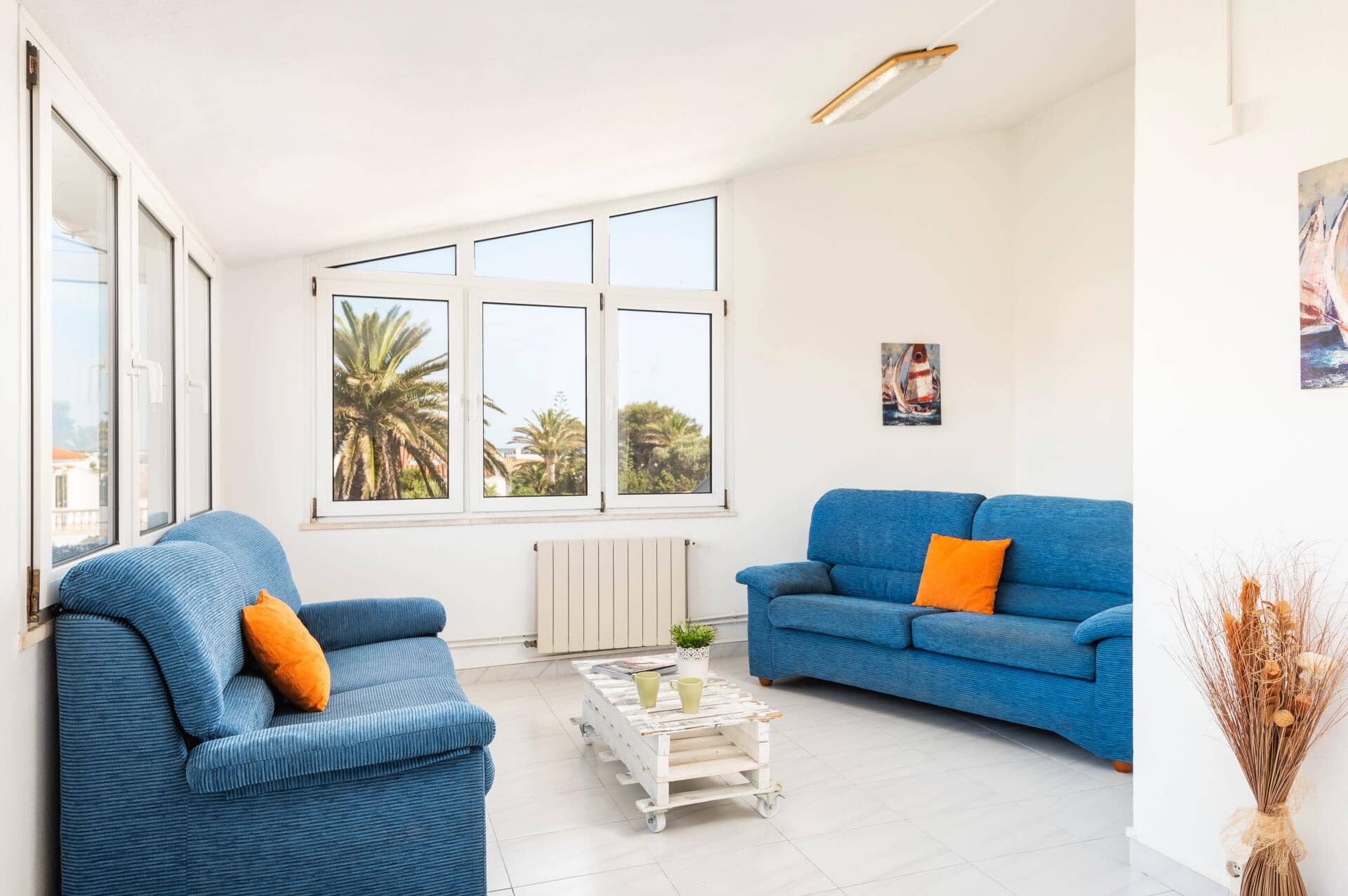 Villa Xabec, Calan Forcat, &#x39C;&#x3B9;&#x3BD;&#x3CC;&#x3C1;&#x3BA;&#x3B1;