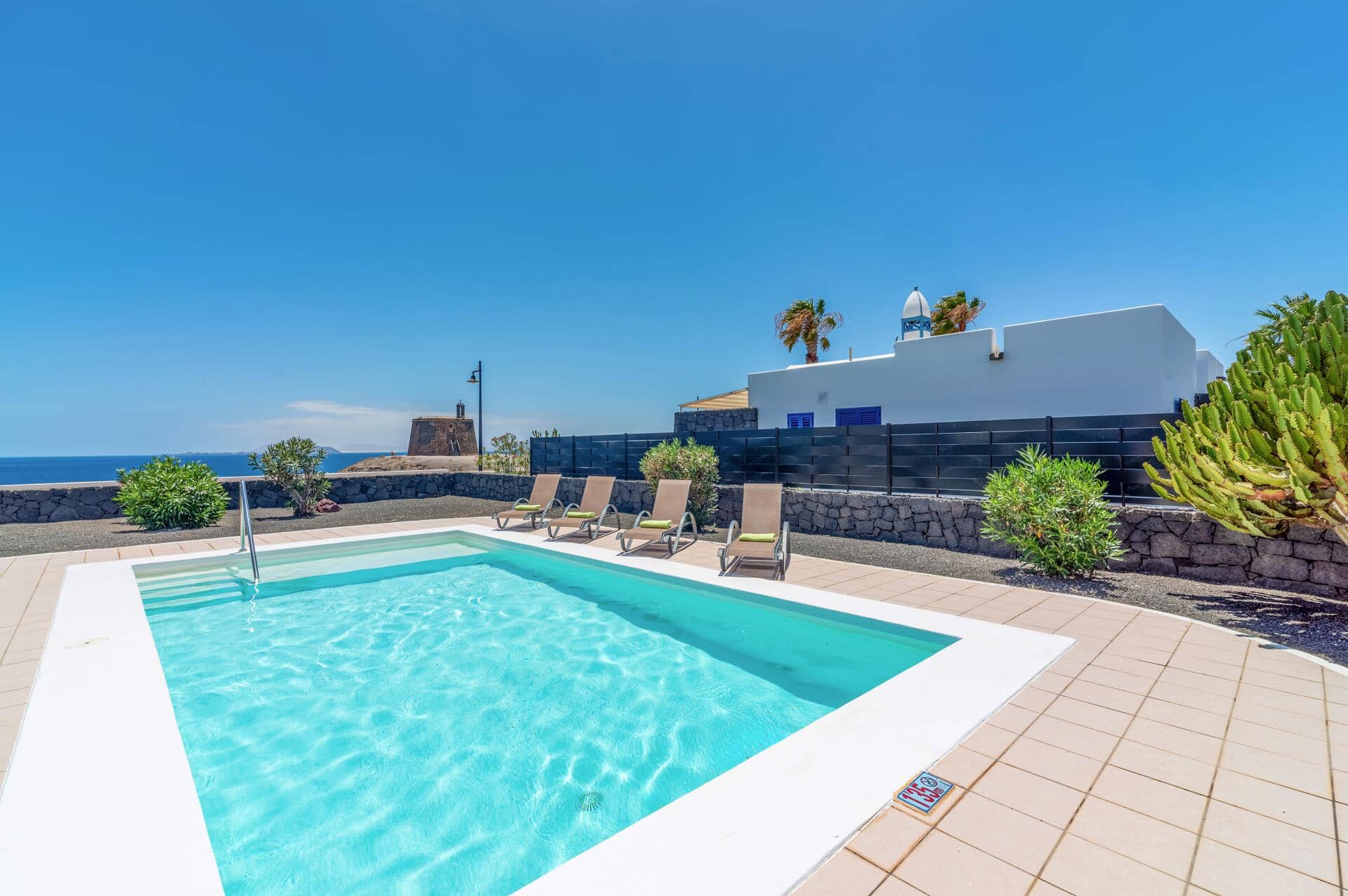 Villa Seasol 2, Playa Blanca, &#x41B;&#x430;&#x43D;&#x441;&#x430;&#x440;&#x43E;&#x442;&#x435;