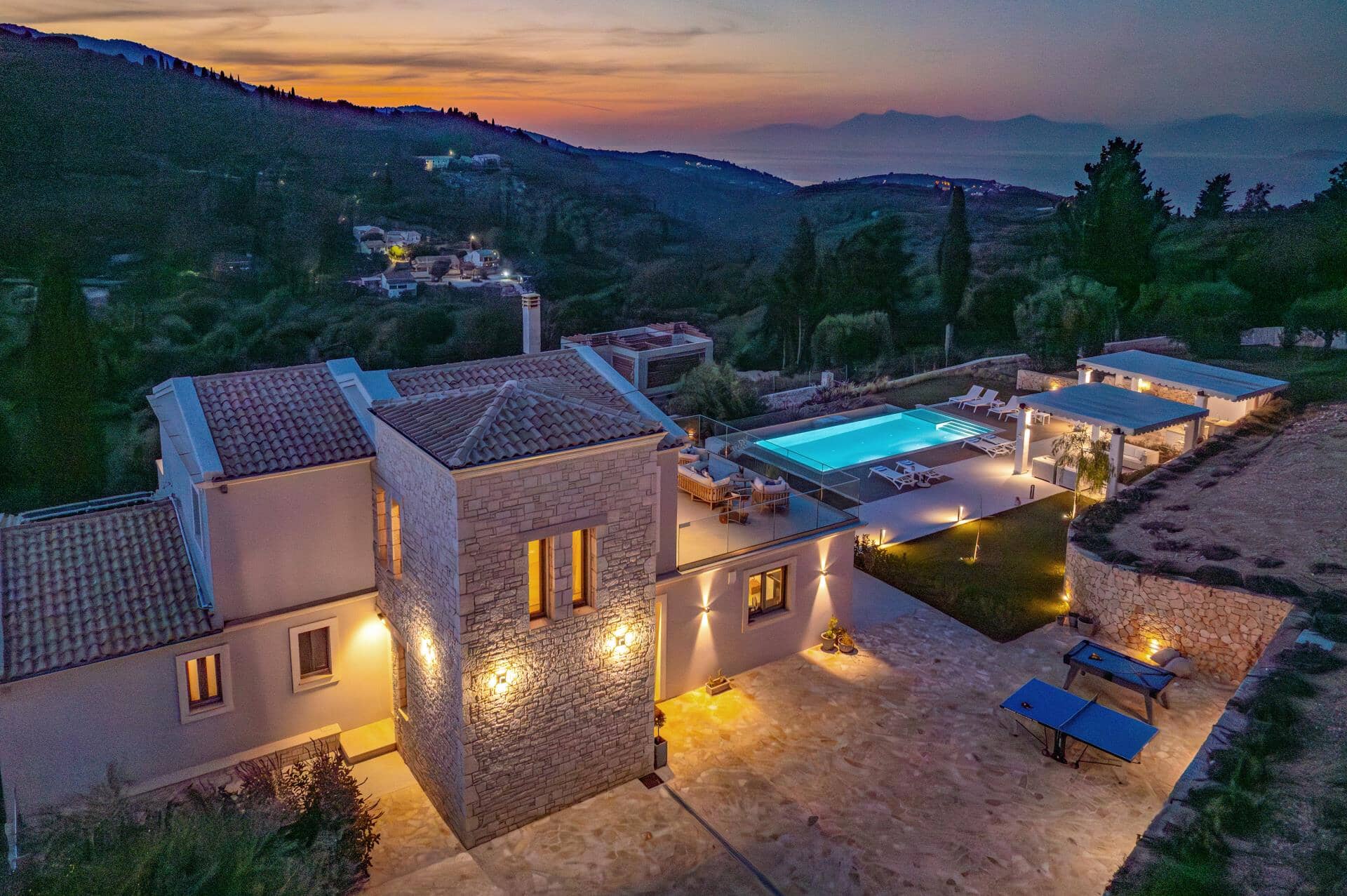 Villa Tila, Agios Stefanos, &#x41A;&#x43E;&#x440;&#x444;&#x443;