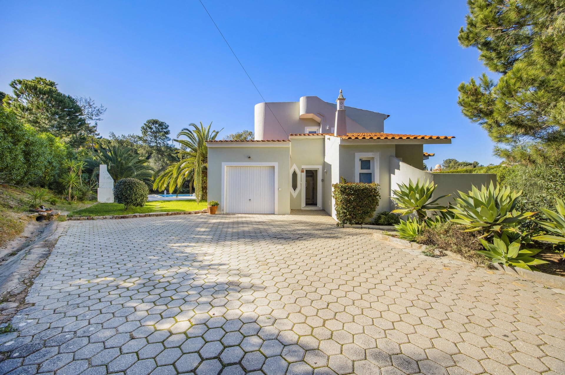 Villa Eucalipto, Carvoeiro, Algarve