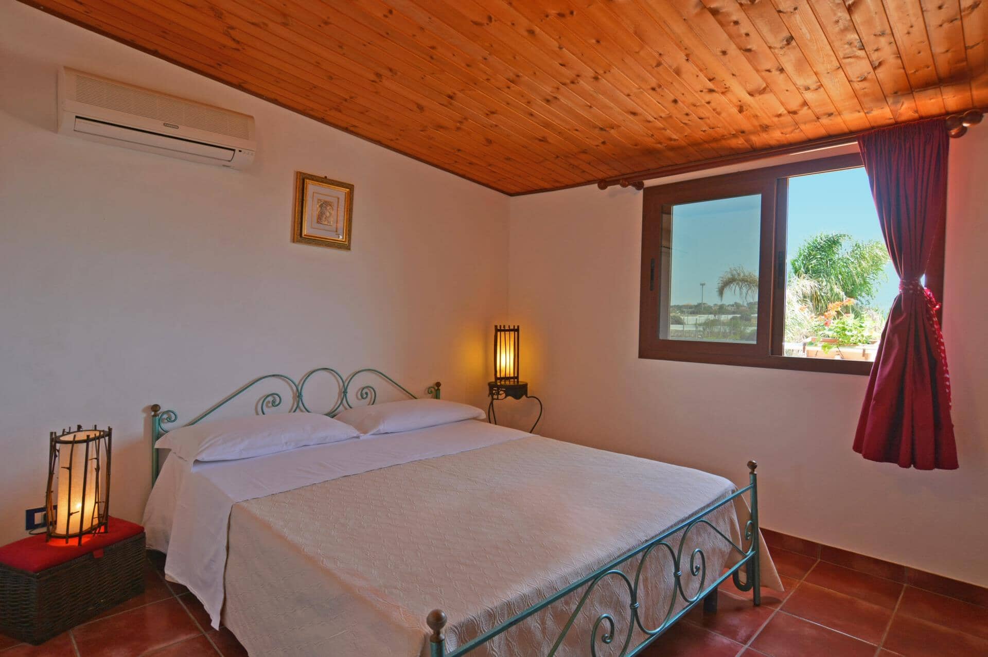 Villa Garofani, Punta Secca, &#x3A3;&#x3B9;&#x3BA;&#x3B5;&#x3BB;&#x3AF;&#x3B1;