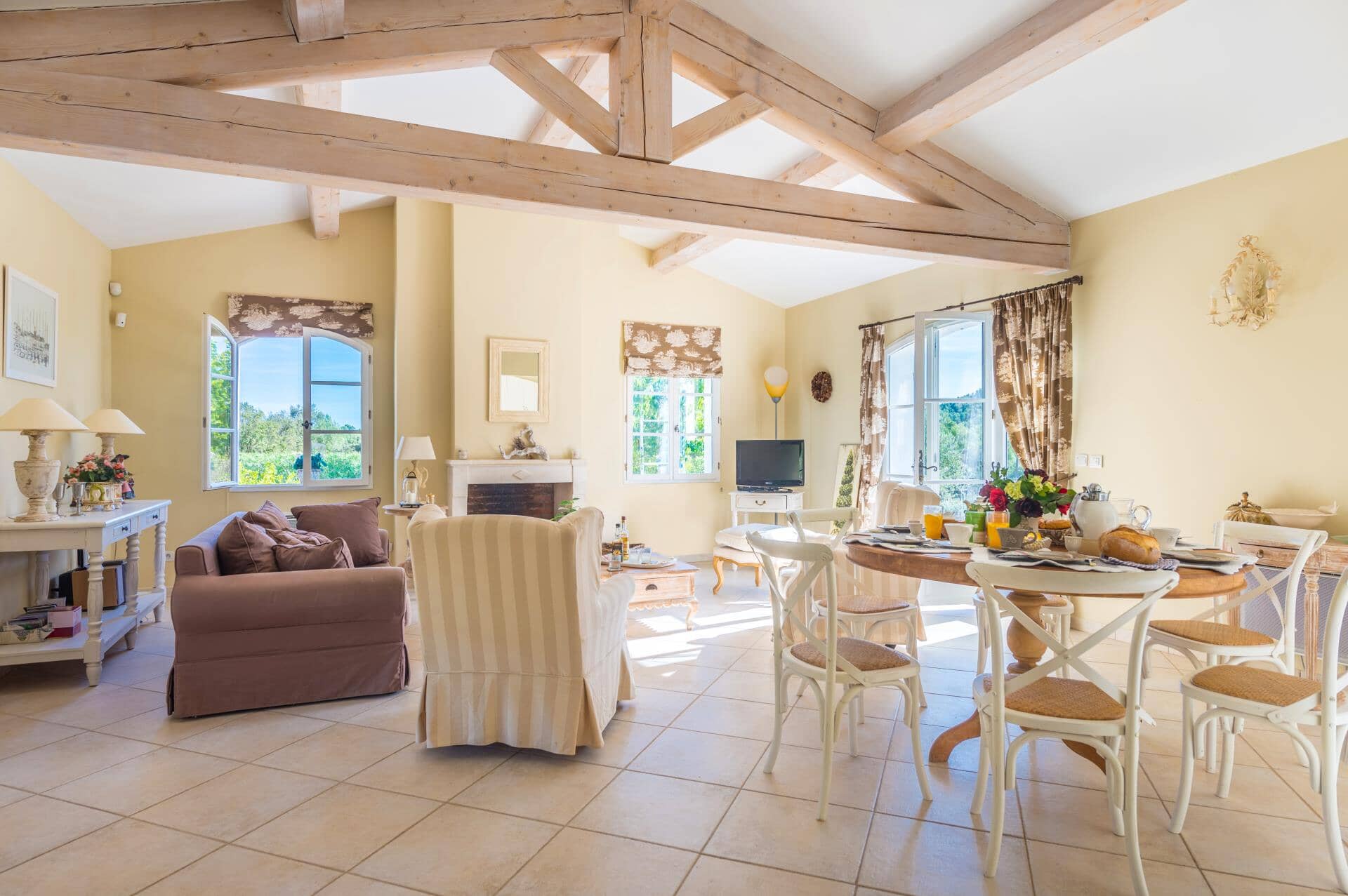 Villa La Pastorale, Lorgues, &#x420;&#x438;&#x432;&#x438;&#x435;&#x440;&#x430;&#x442;&#x430;